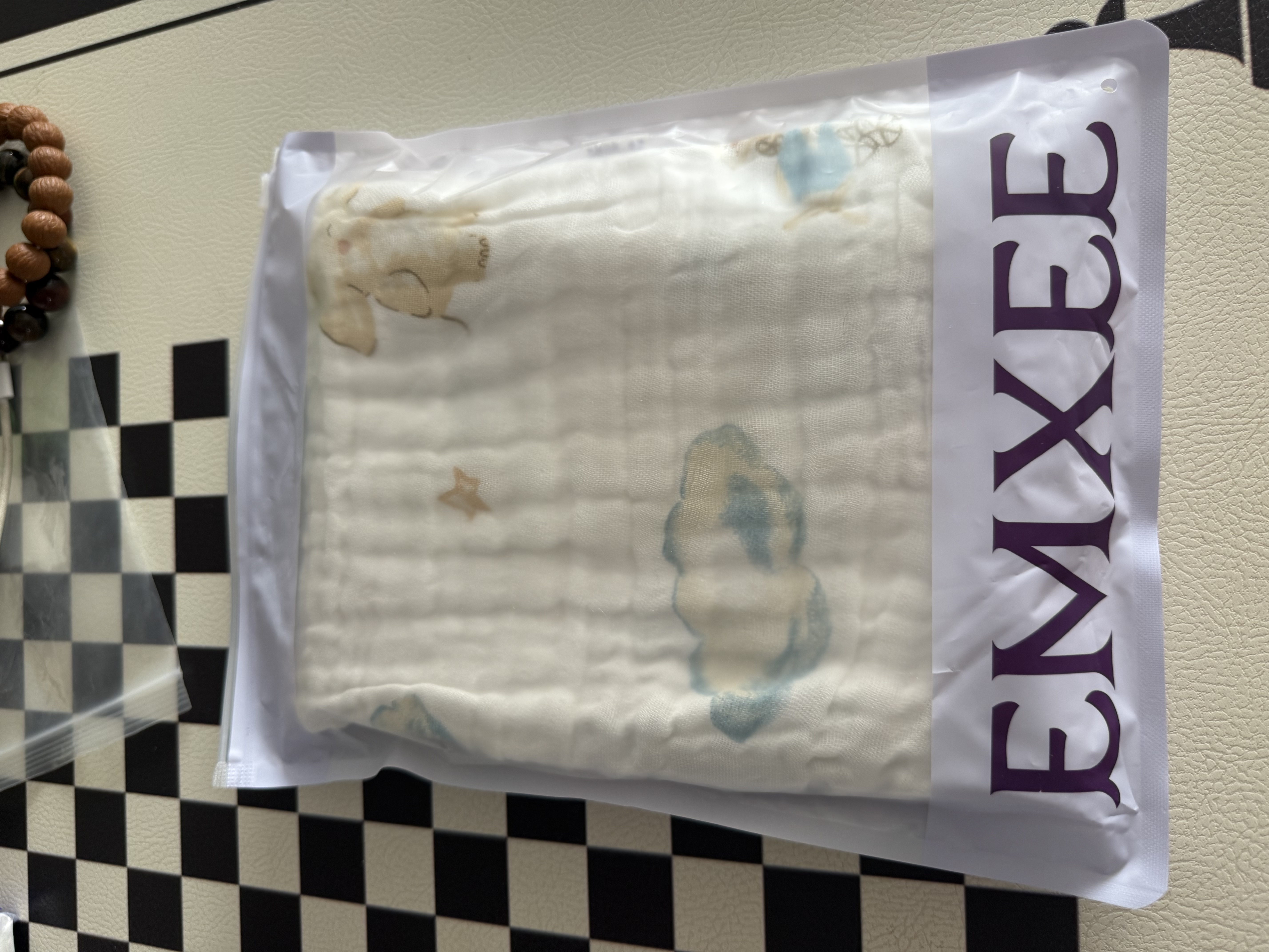 嫚熙（EMXEE）婴儿浴巾儿童宝宝纱布浴巾新生儿浴袍洗澡包巾大尺寸 梦幻乐园【110×110cm】 实拍图