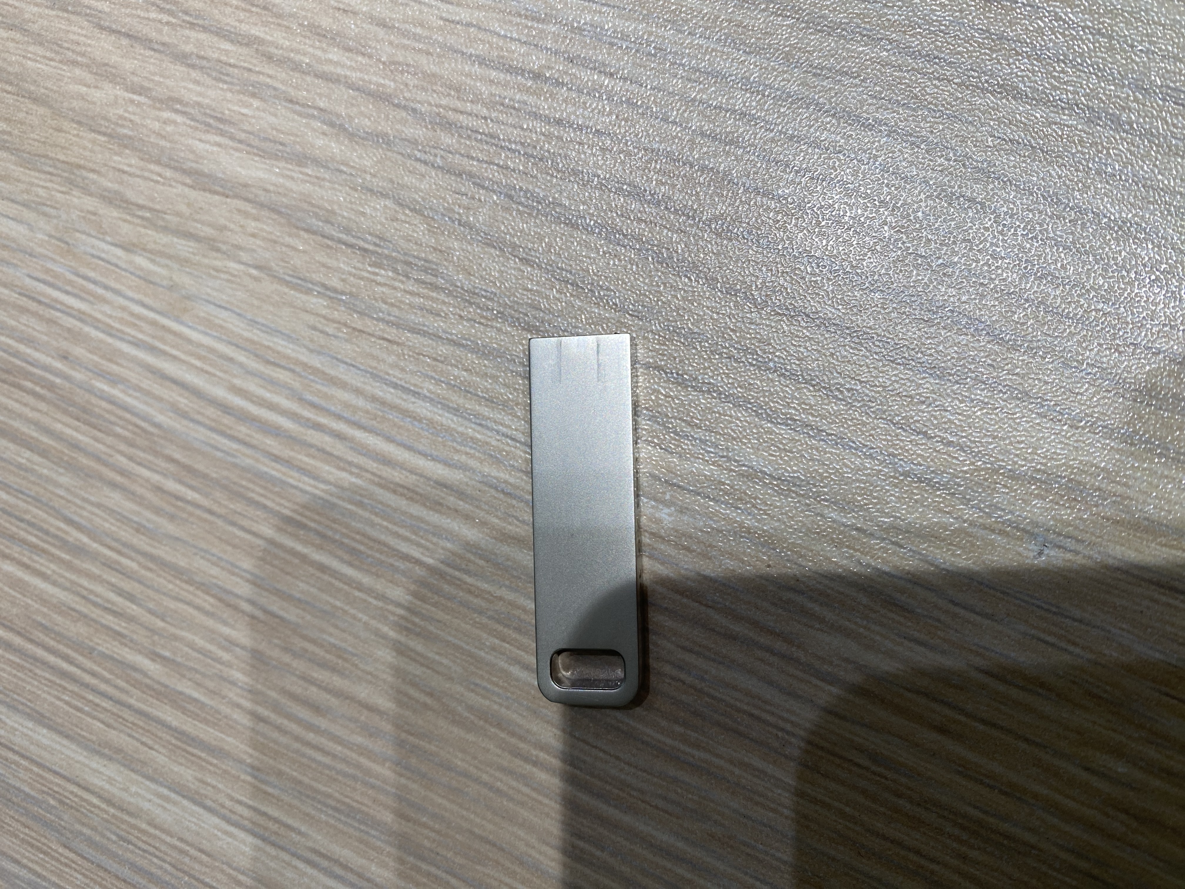 爱国者（aigo）16GB USB2.0 U盘 办公电脑U盘 投标u盘U268 小巧便携金属优盘 实拍图