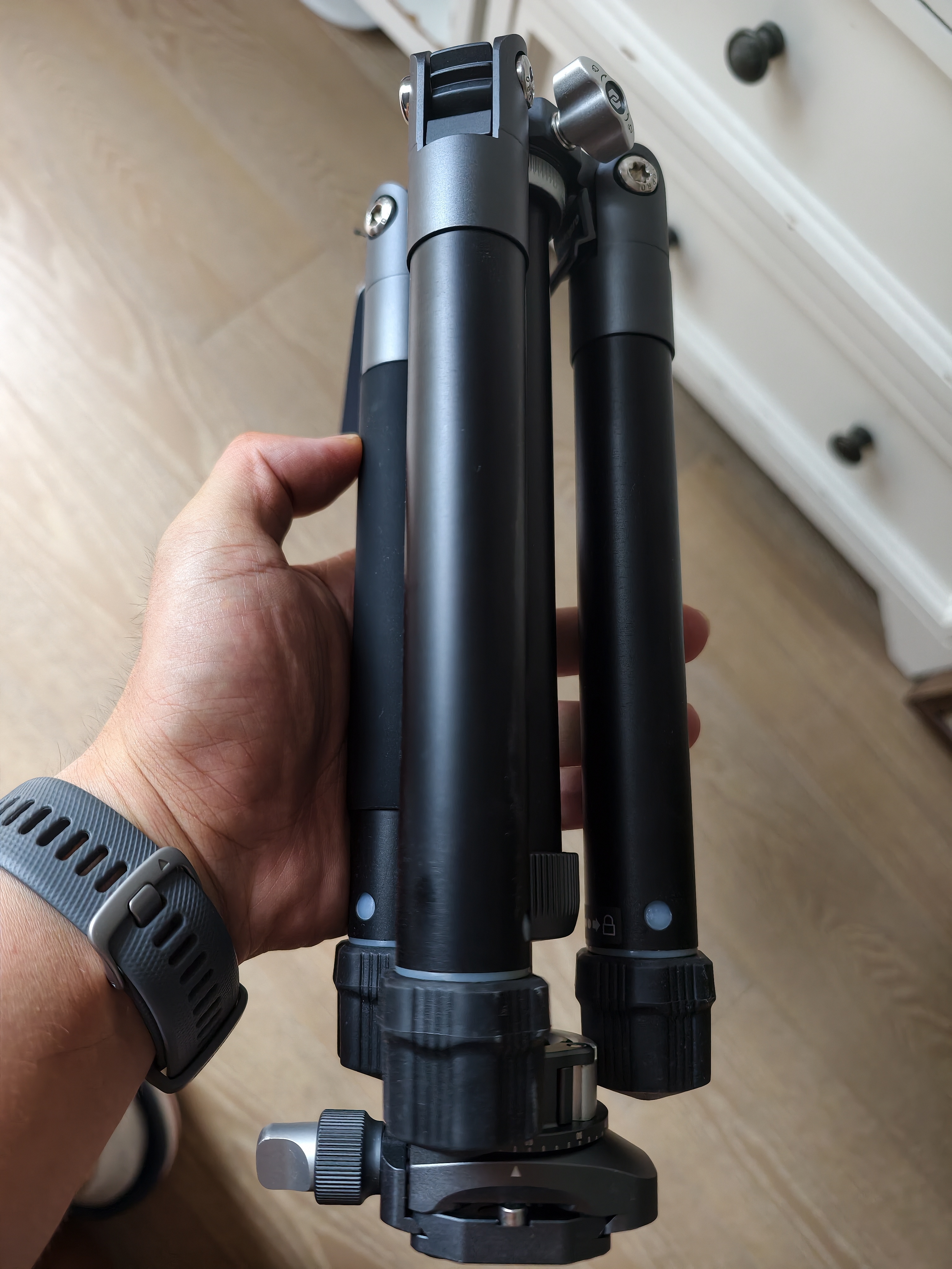 富图宝（Fotopro）FY-820 手机自拍杆相机摄影三脚支架 赠手机夹 原碳灰 实拍图