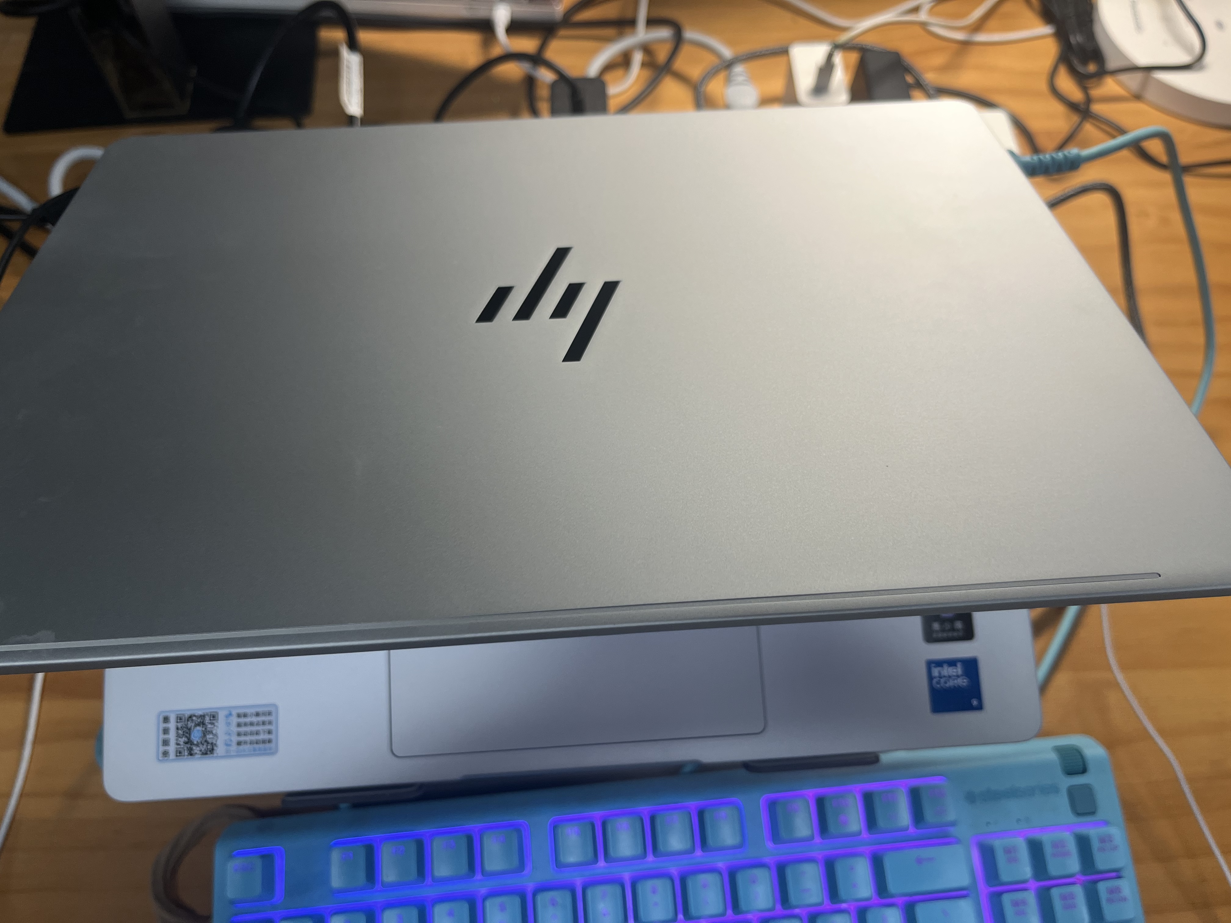 惠普HP【国家补贴】星Book Pro 14轻薄笔记本电脑(酷睿9 270H 32G 1T 2.8K 120Hz OLED AI)银 实拍图