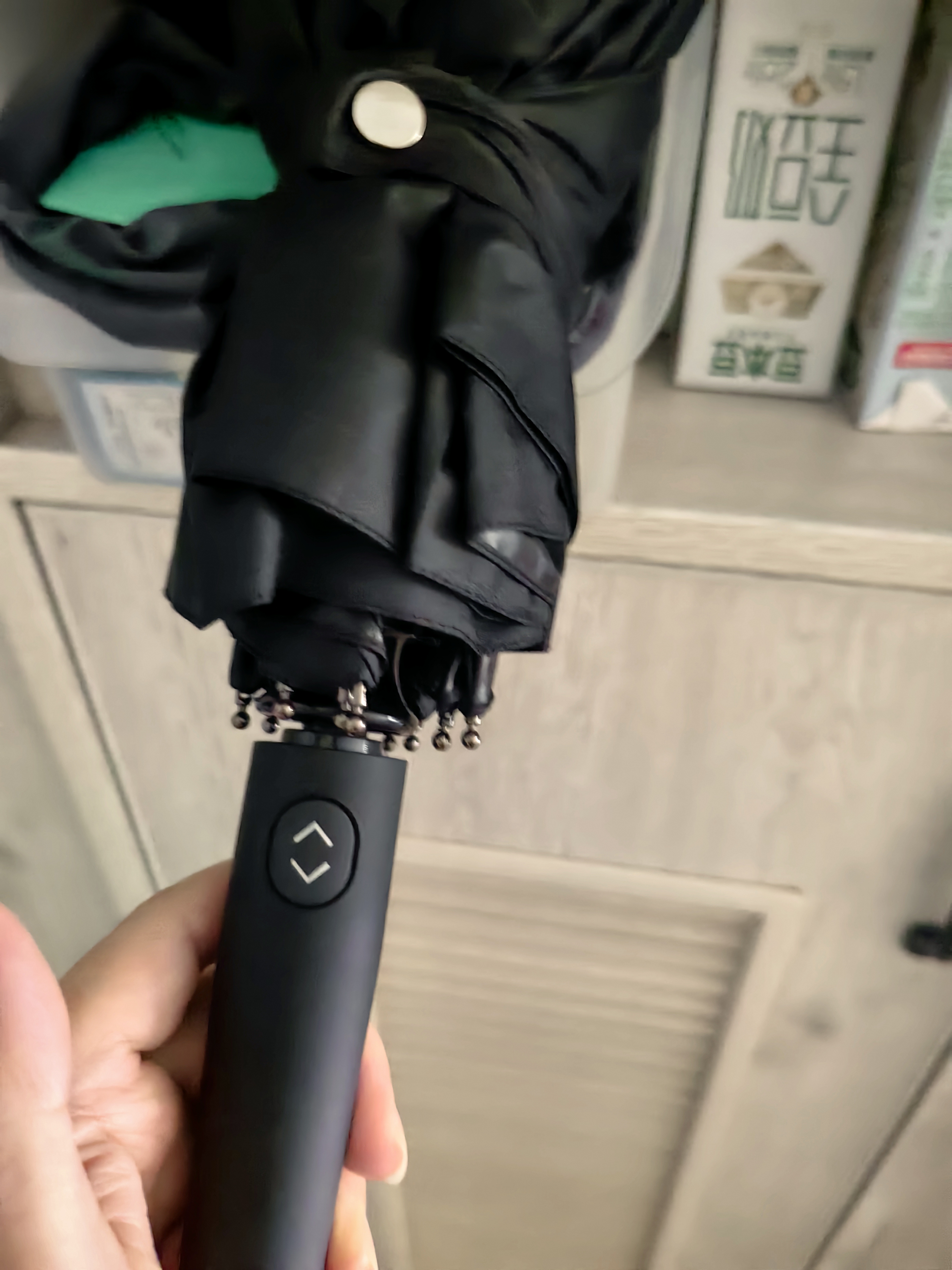 天玮伞业20骨全自动雨伞晴雨两用双骨设计环形手柄方便挂书包携带非定制 实拍图