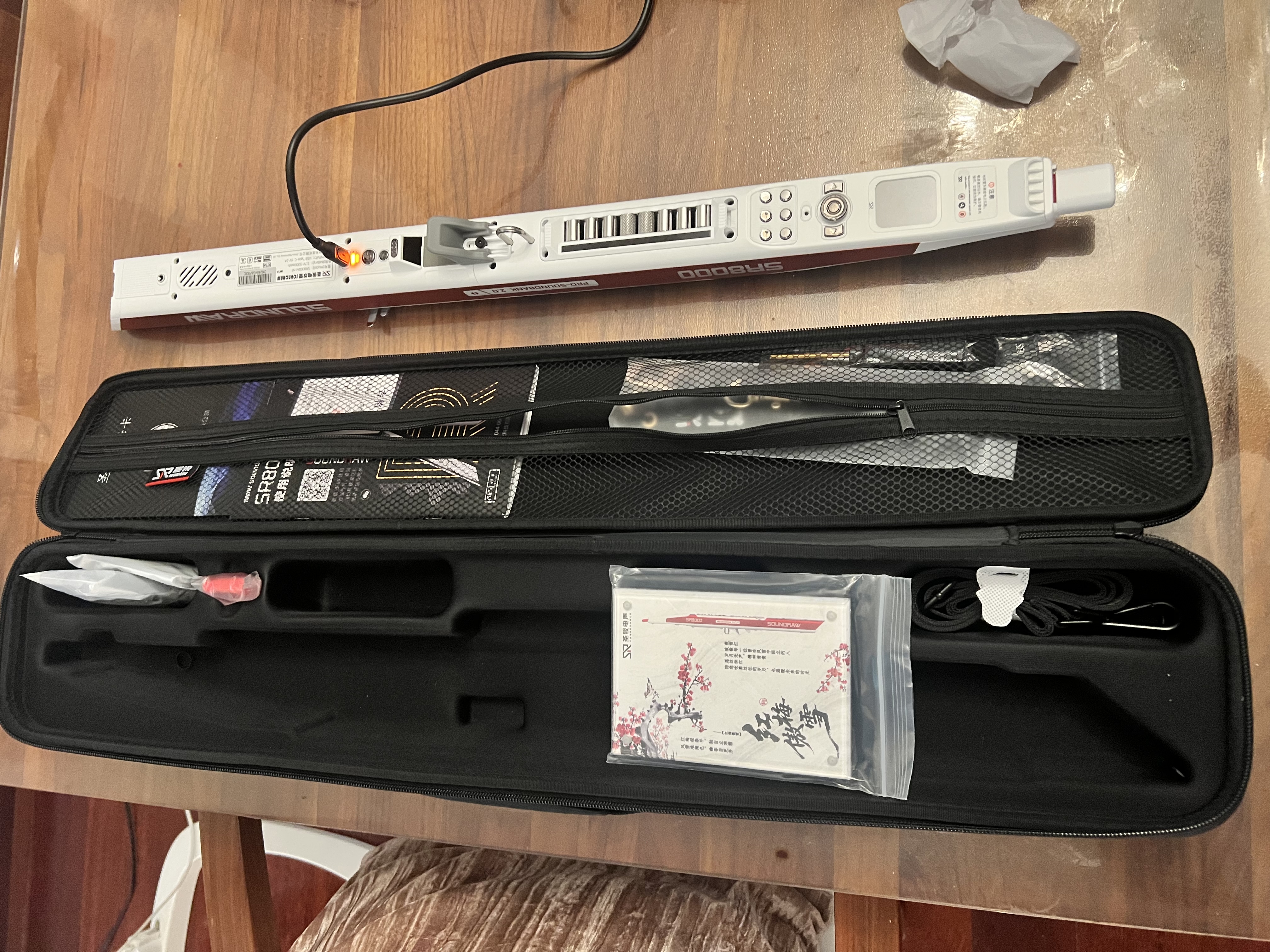 圣锐【厂家直销】圣锐SR8000电吹管2026新升级国产笛子电萨克斯葫芦丝 【2026新升级】SR8000傲雪红 +硬盒大+教材礼包 实拍图