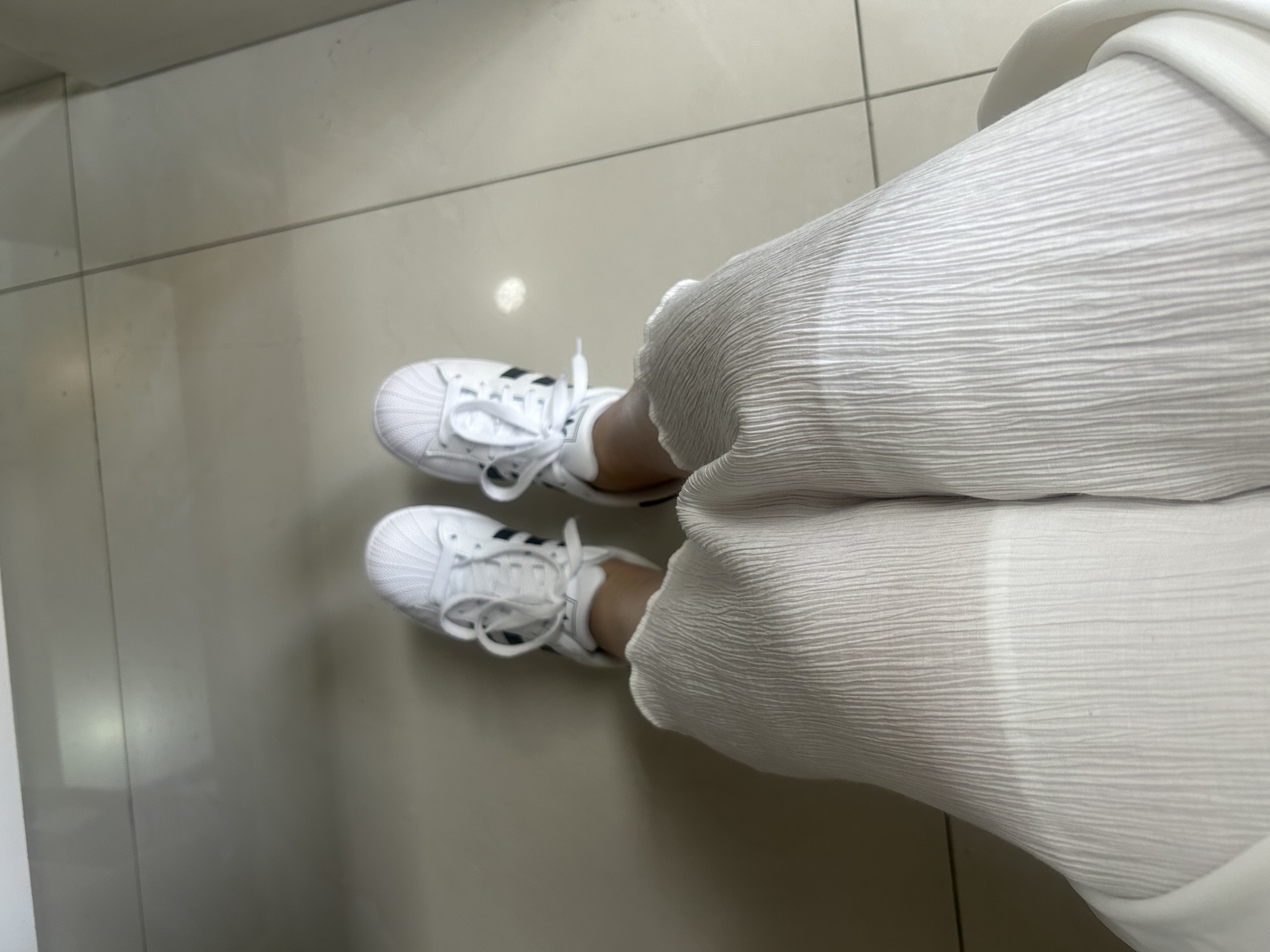 阿迪达斯adidas三叶草贝壳头SUPERSTARII男女休闲鞋 IH8659 36.5码 实拍图