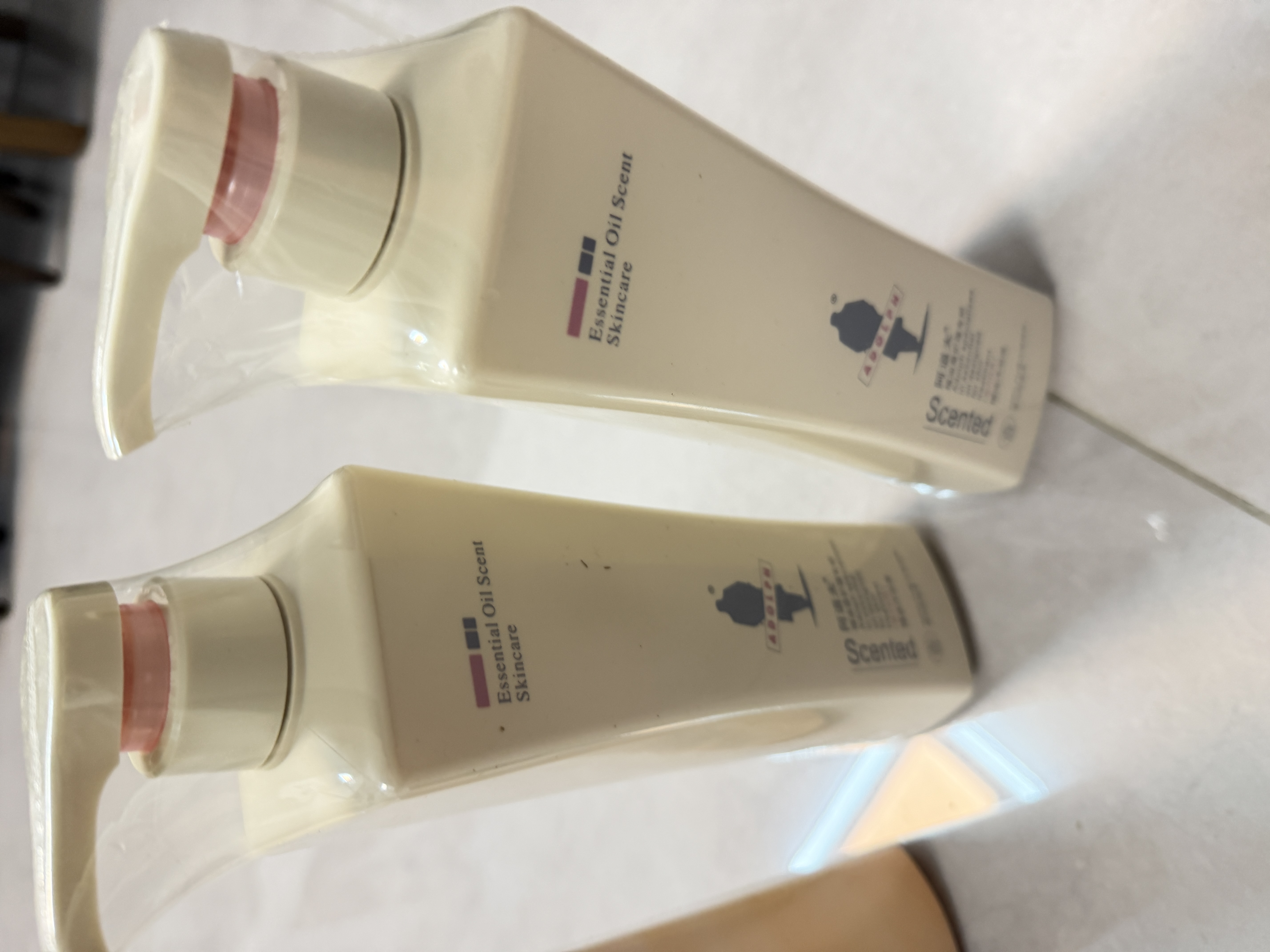 阿道夫柔顺丝滑洗发水420ml 抚顺毛躁 精油香氛洗发露官方正品 实拍图