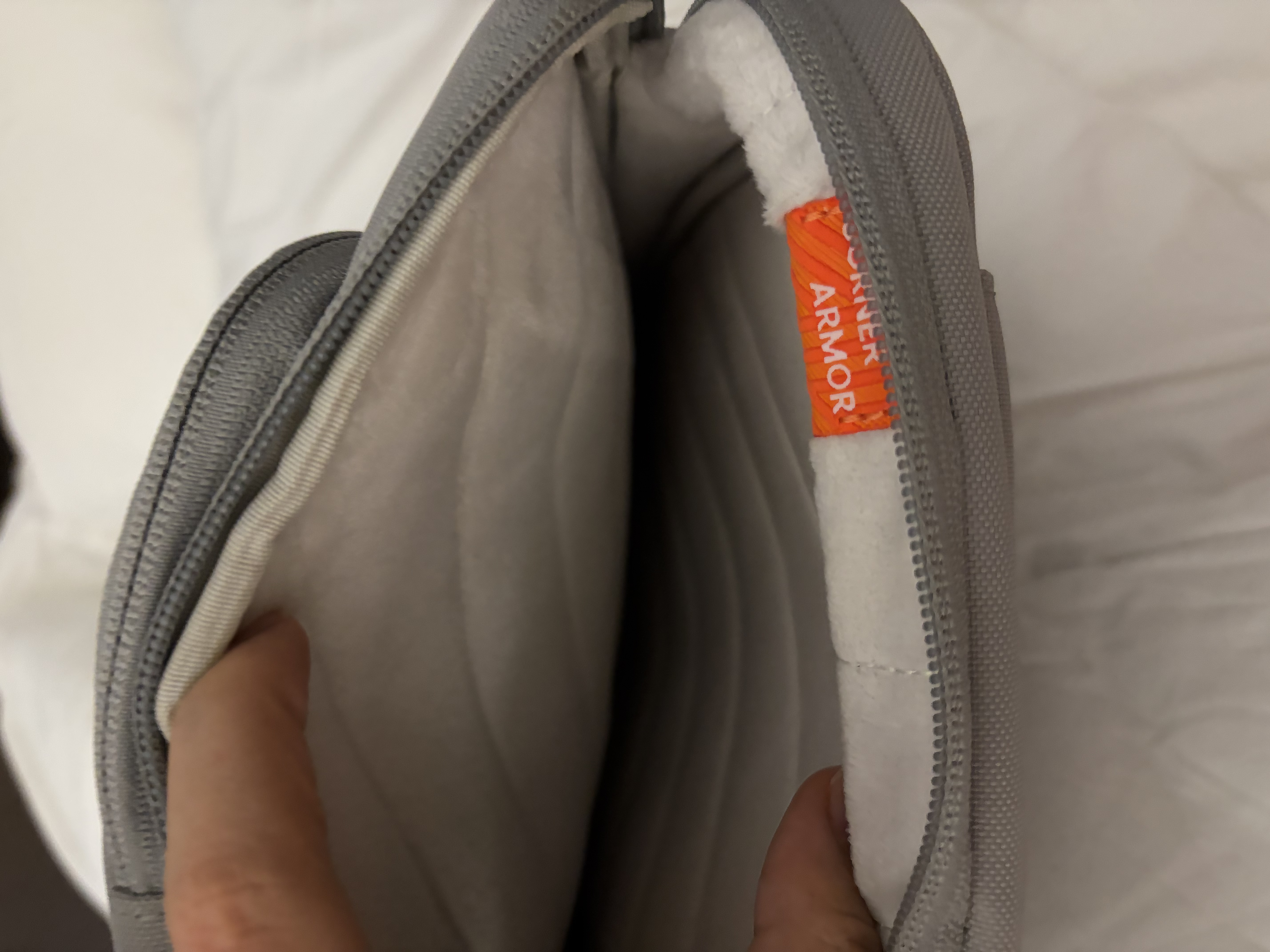 tomtoc电脑包手提笔记本包13/14/16英寸商务苹果MacBook Pro/Air/Neo 灰色 13英寸 实拍图