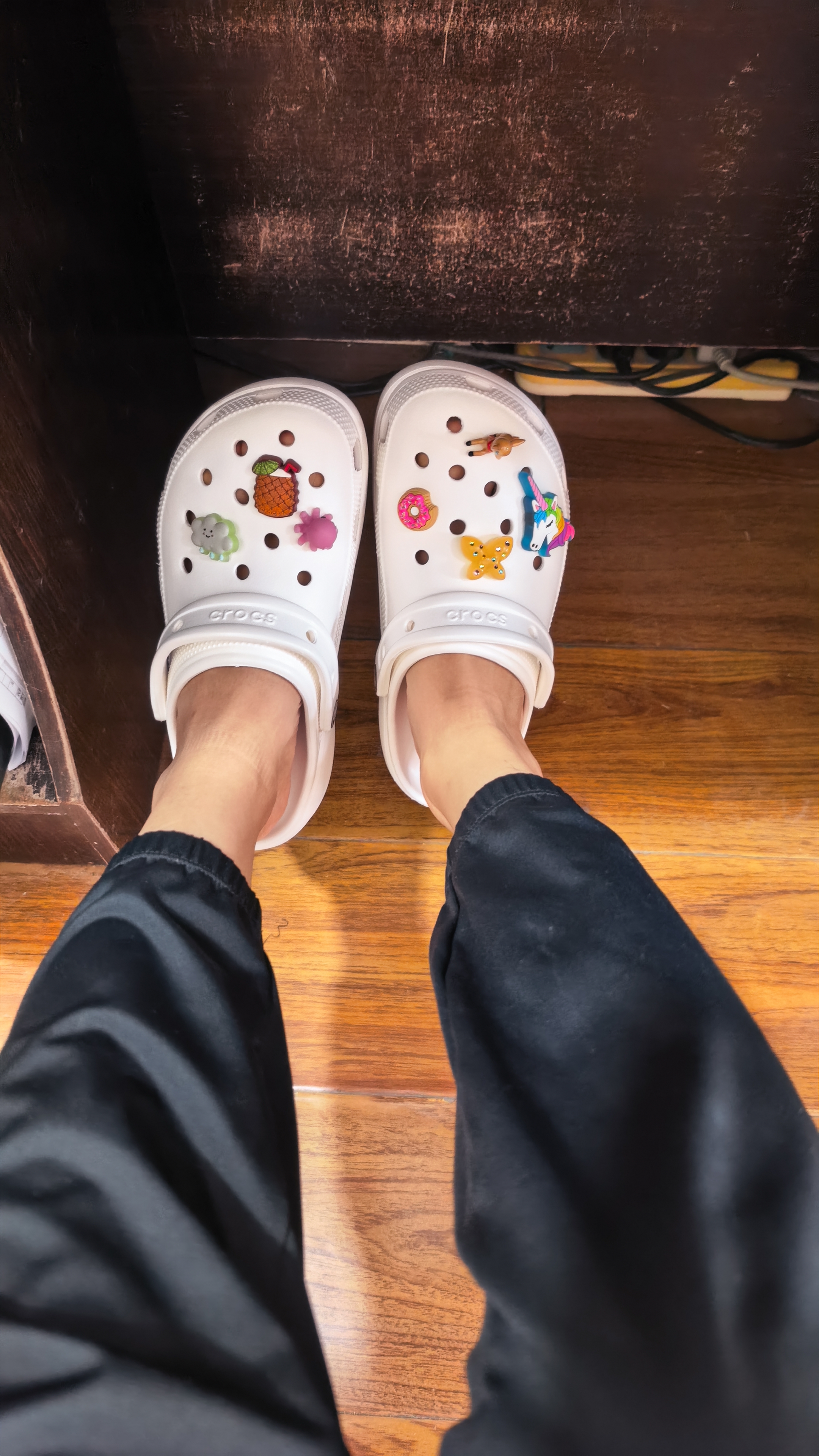 卡骆驰（CROCS）檀健次同款经典泡芙洞洞鞋百舒适男沙滩鞋女鞋休闲鞋|207521 白色-100(含智必星) 37 (230mm) 38 实拍图
