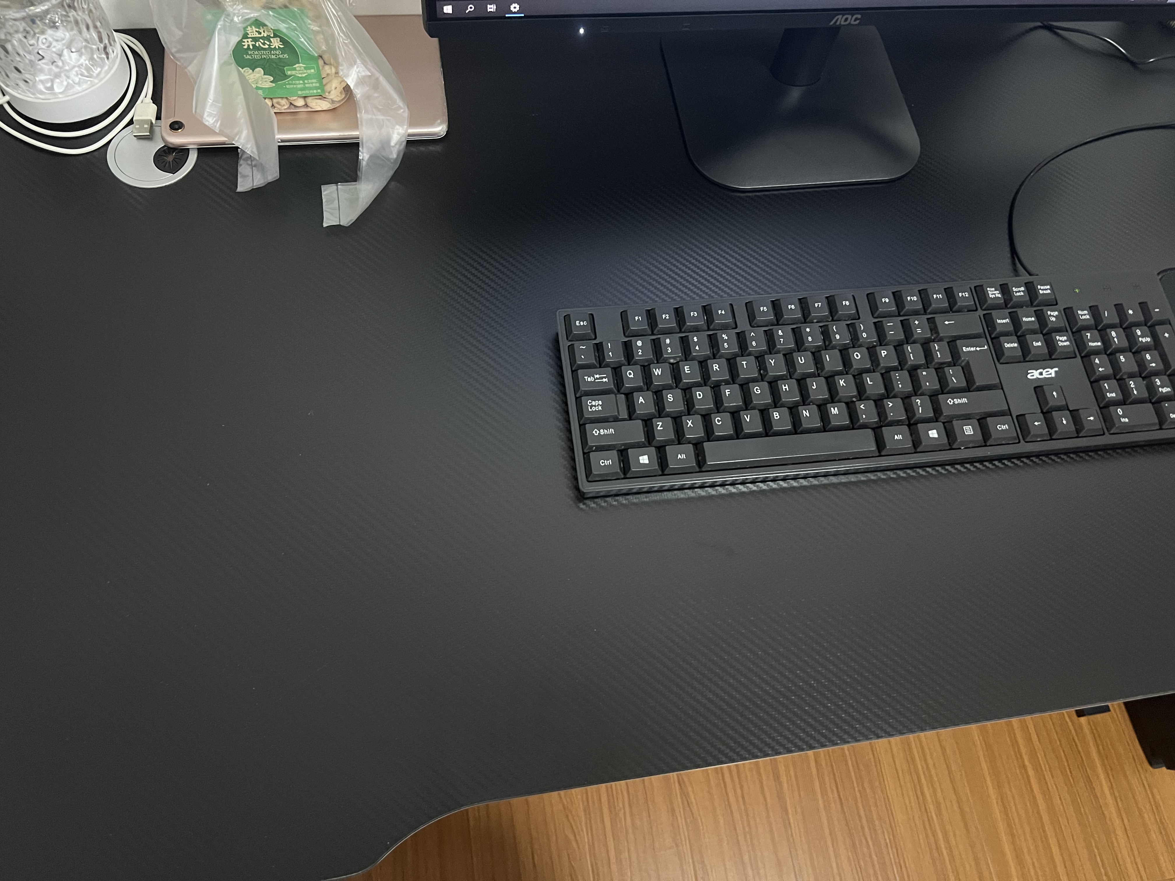 甄严选电脑桌台式电竞桌椅套装组合桌子办公家用桌学习桌书房书桌写字桌 【黑架+黑碳纤纹面】单桌120*60 实拍图