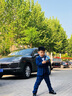 萝卜呗呗儿童礼服男儿童西装男套装礼服男童西服钢琴主持演出服中小花童 长裤蓝格两件套(马甲、长裤） 90cm建议体重20-26斤 实拍图