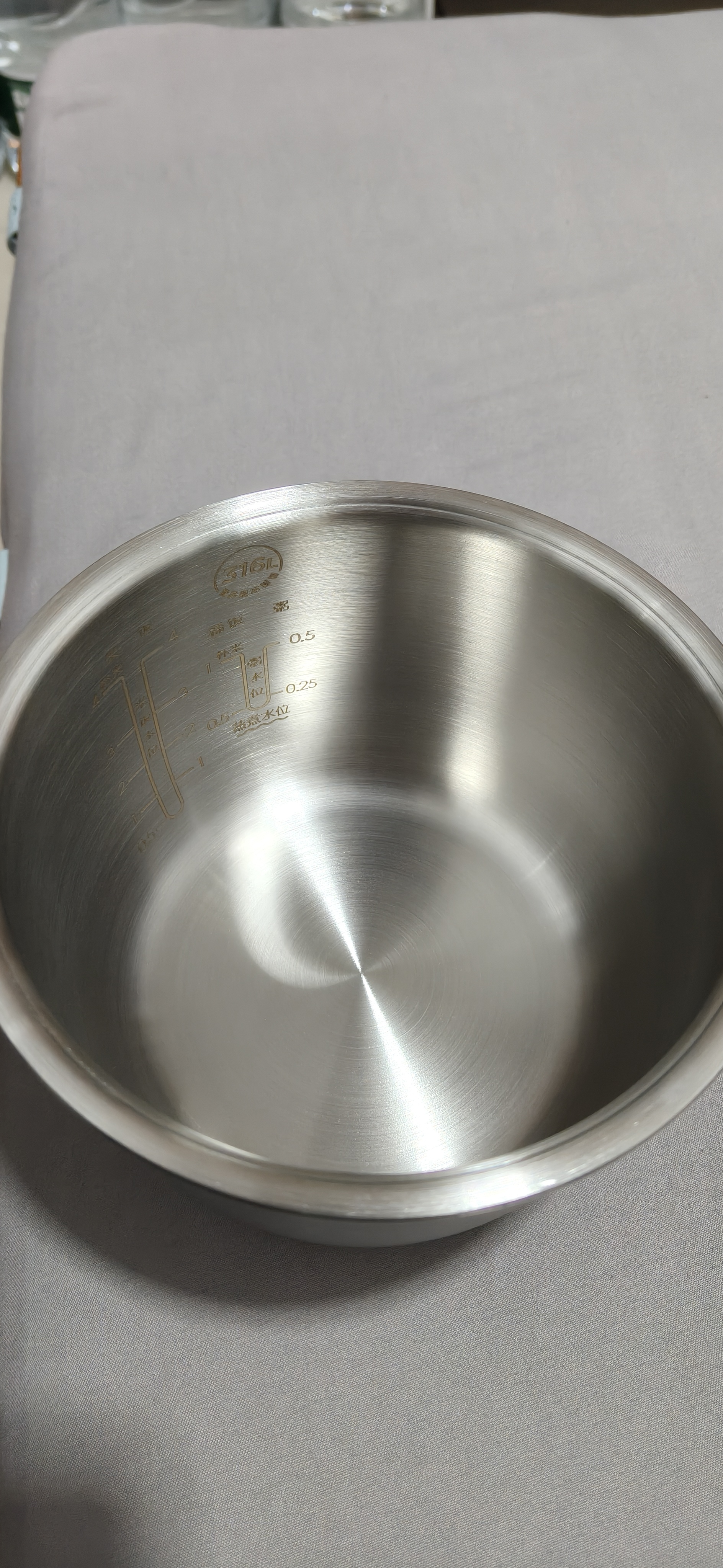 美的（Midea）电饭煲0涂层2L不锈钢内胆1-2人电饭煲电饭锅 家用智能多功能微压无涂层电饭煲MB-RC201S 实拍图