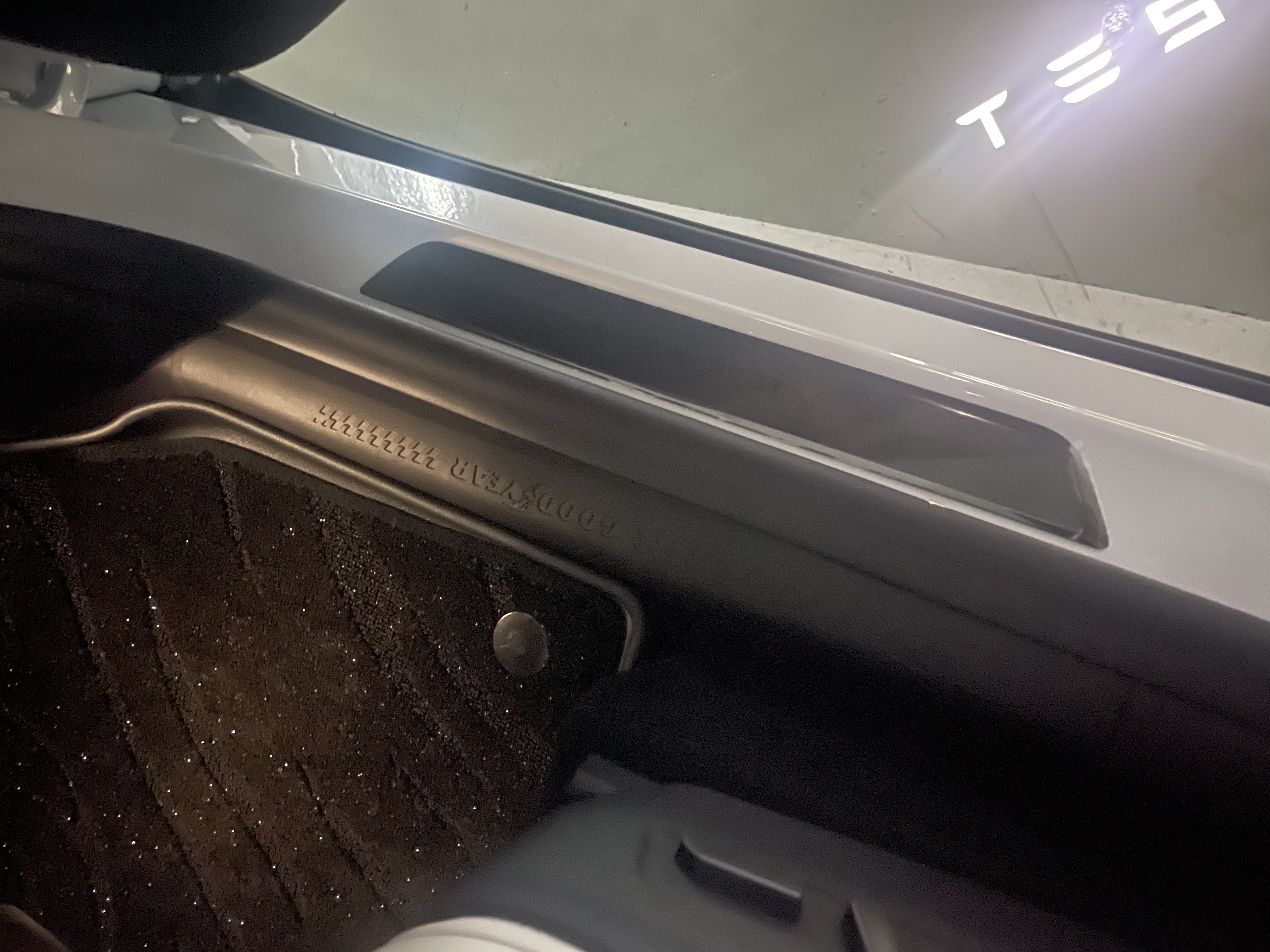 固特异（Goodyear）适用于特斯拉焕新ModelY换新配件前后排门槛条防护板八件套 实拍图