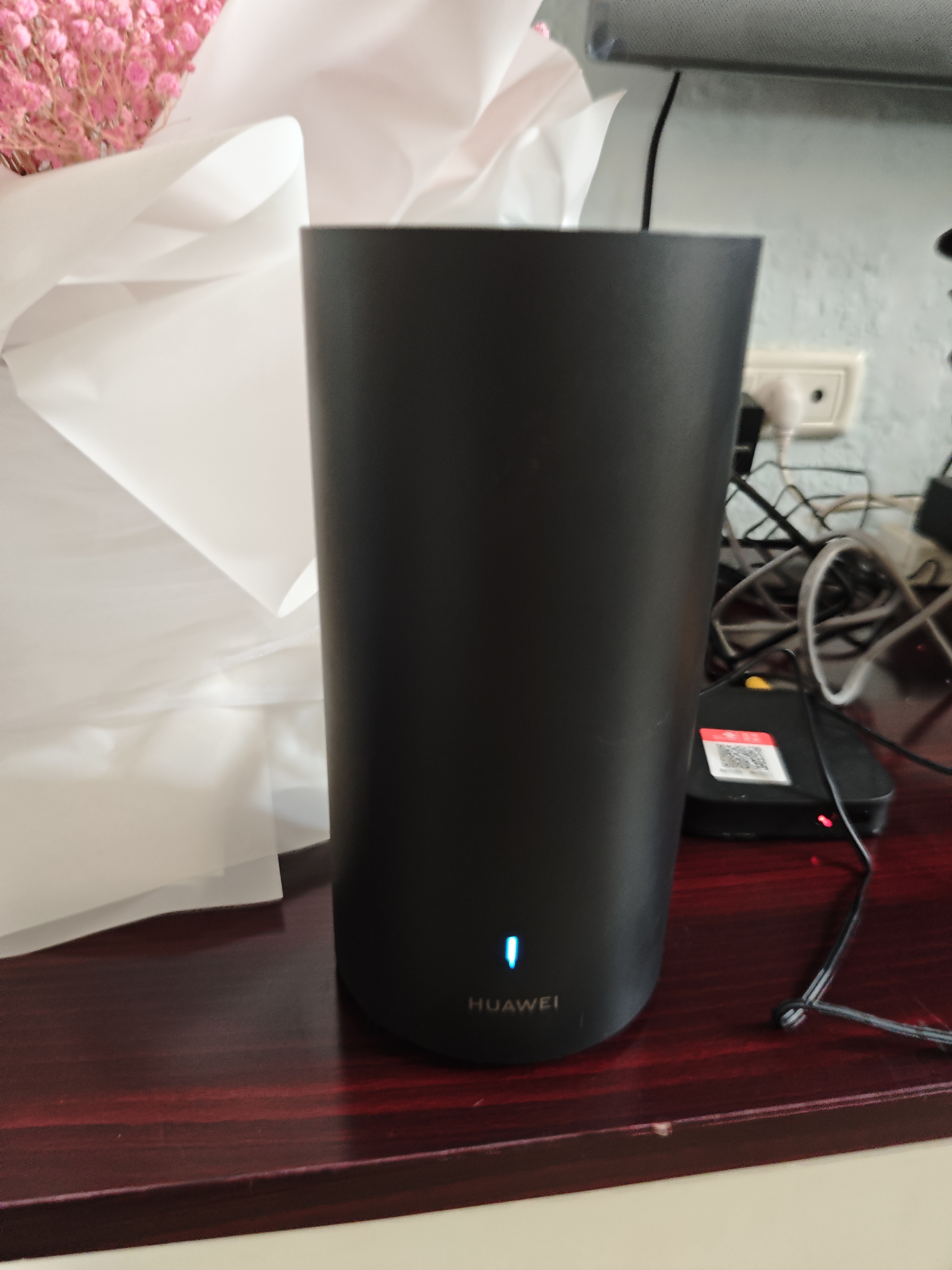 华为路由 X1 内置星闪网关 11根天线阵列 Wi-Fi 7路由器千兆穿墙  全屋覆盖 支持pura 90 WiFi7+加速 实拍图
