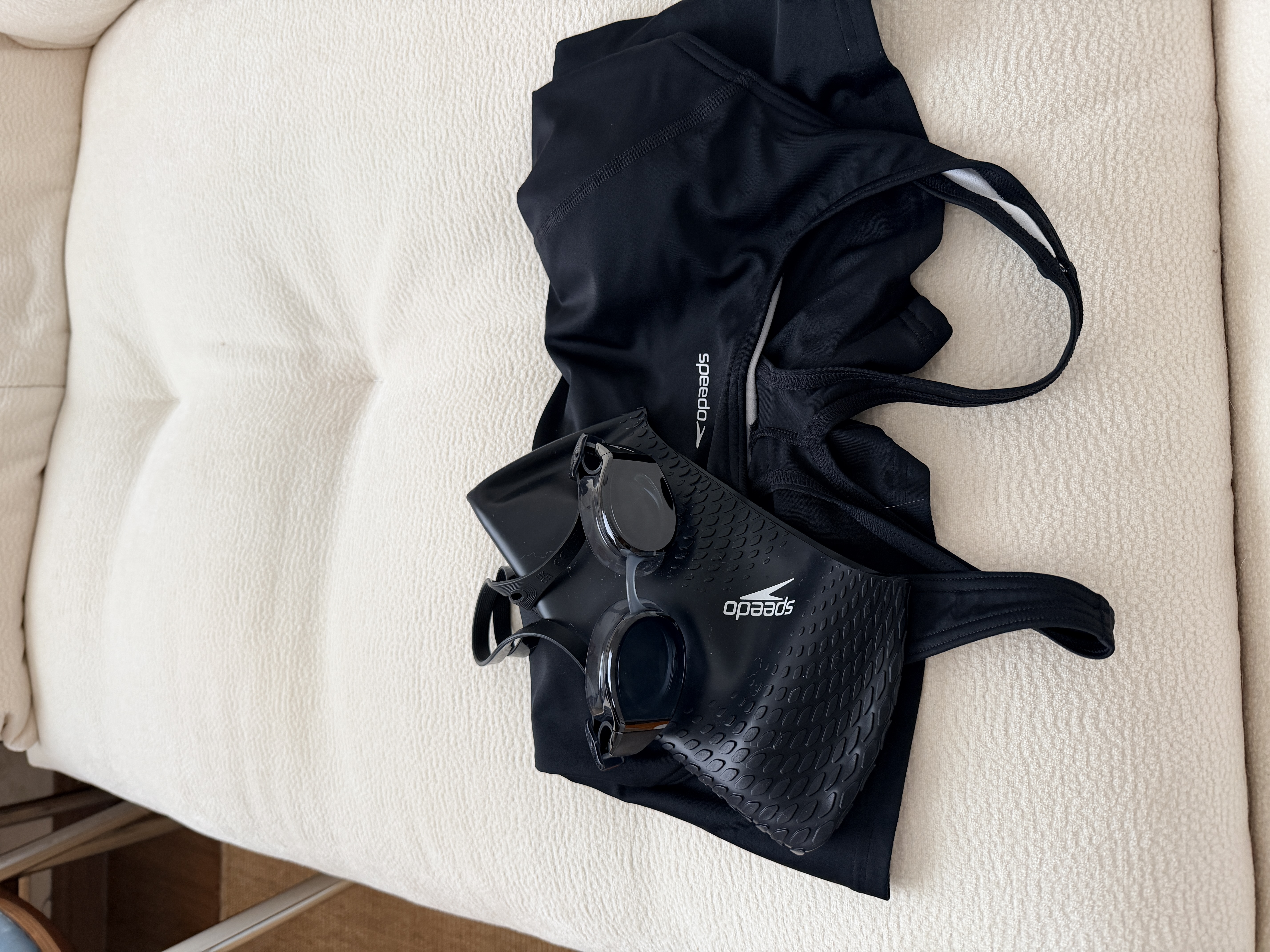速比涛（Speedo）成人泳帽泡泡硅胶泳帽贴合护发男女通用 黑色 实拍图