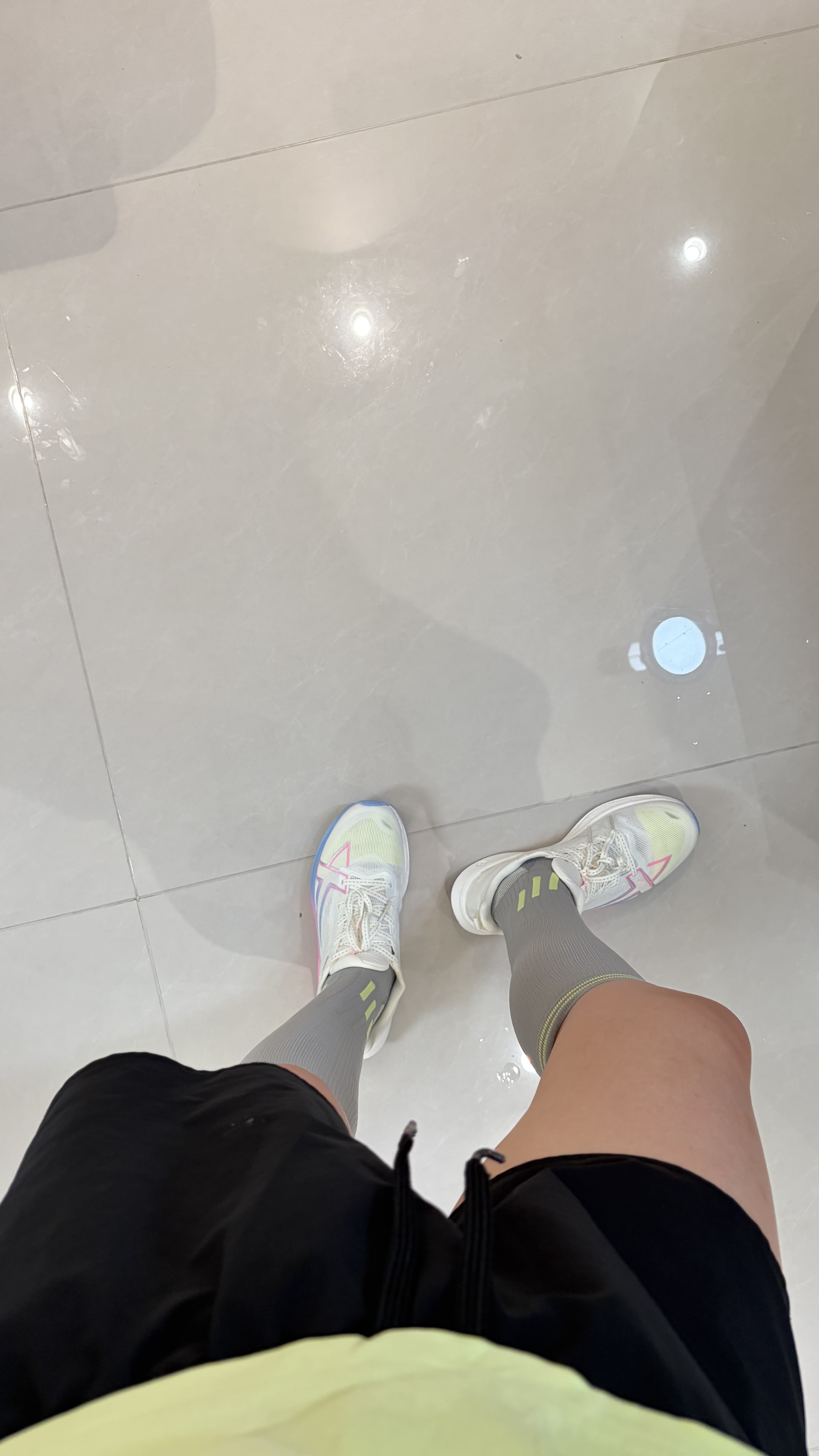 安踏毒刺6丨女鞋缓震回弹跑步鞋夏季透气慢跑鞋缓震跳绳运动鞋女 实拍图