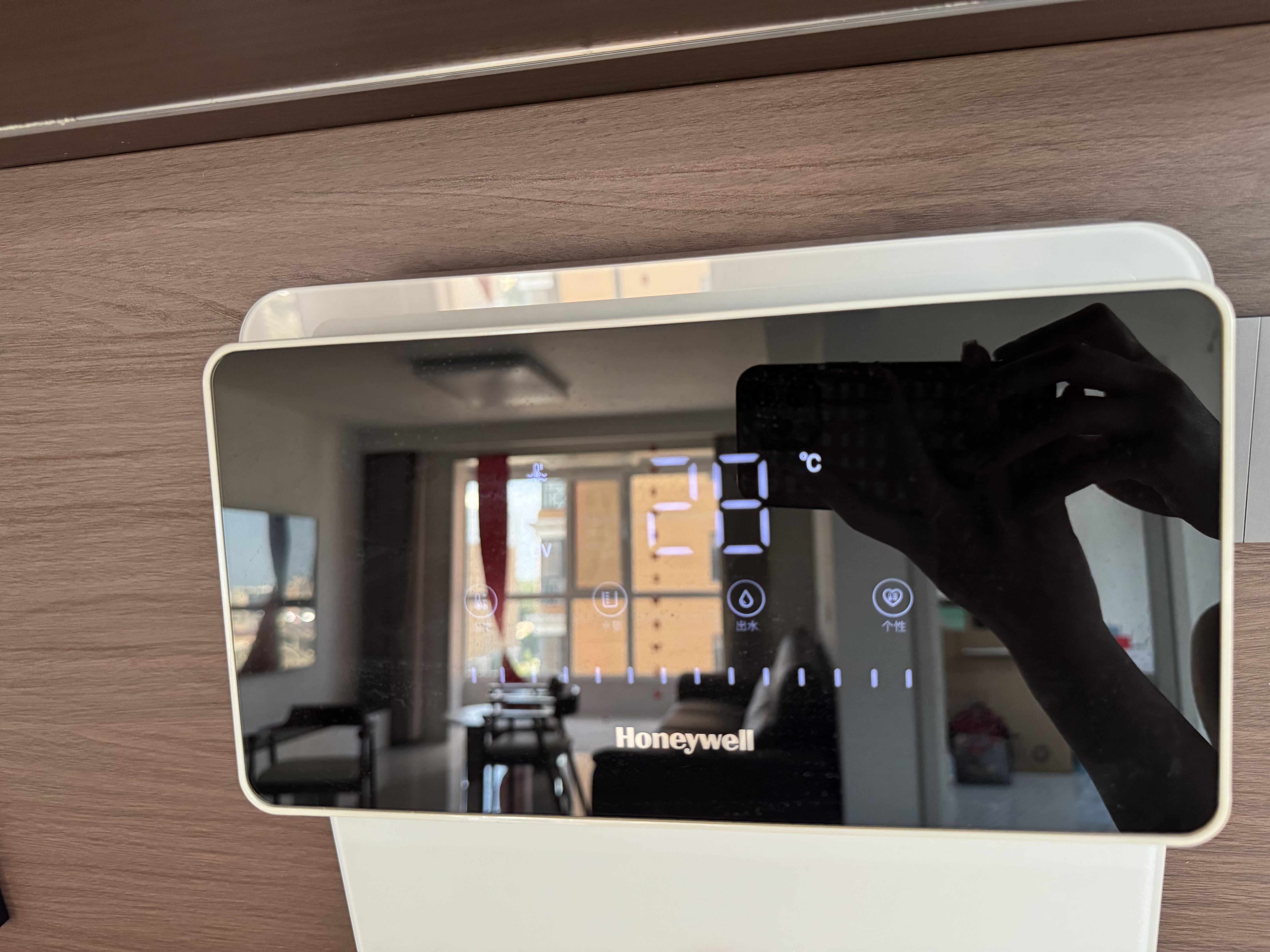 霍尼韦尔（Honeywell）壁挂式管线机家用 净水器净饮机伴侣 100℃真沸腾 即热式直饮 水电分离 GX-EH01-H 实拍图