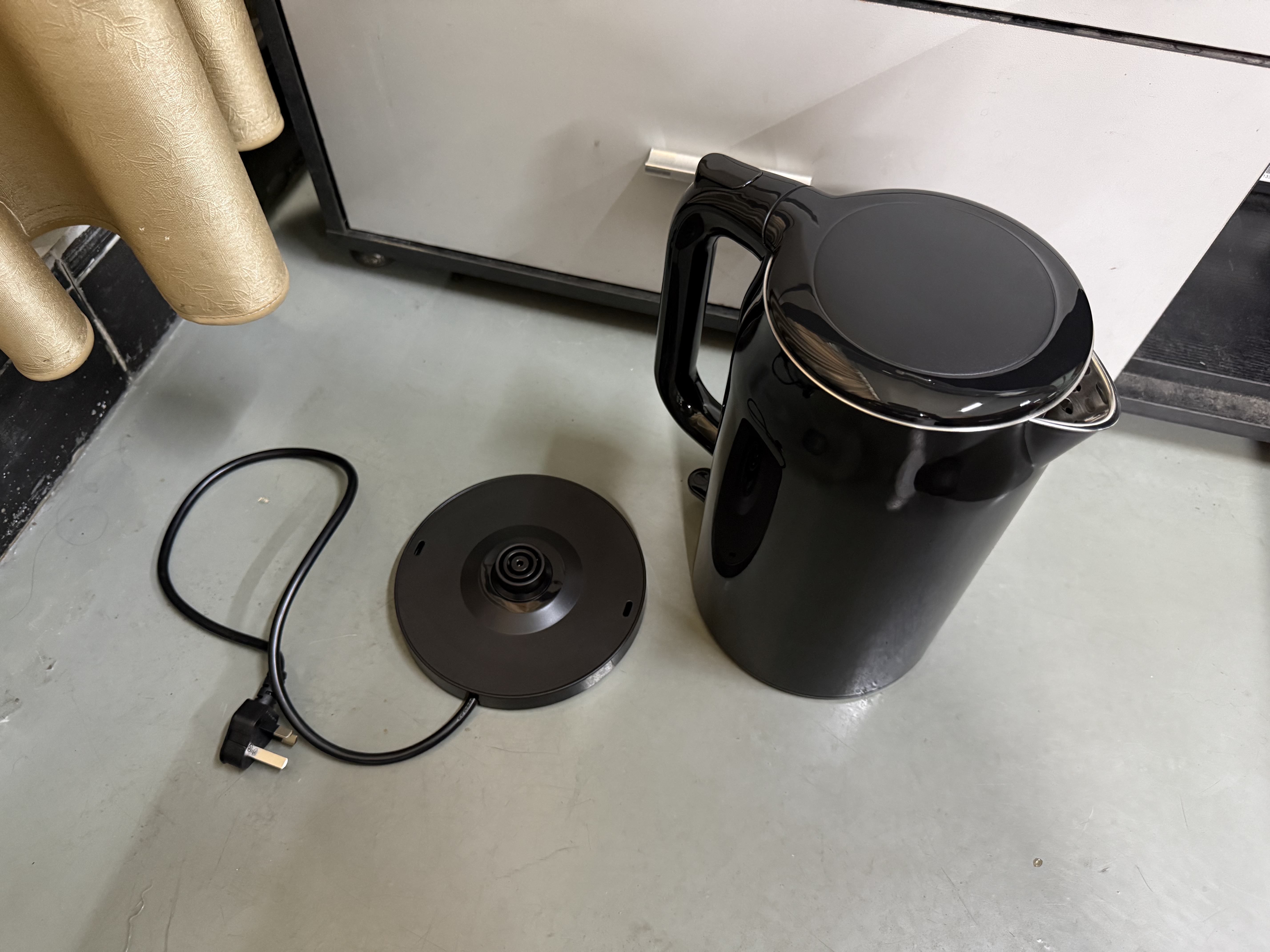 美的（Midea）电热水壶烧水壶钛材质无异味抗腐耐用2200W速沸2L大容量双层隔热防烫 MK-SH20M125-T 实拍图