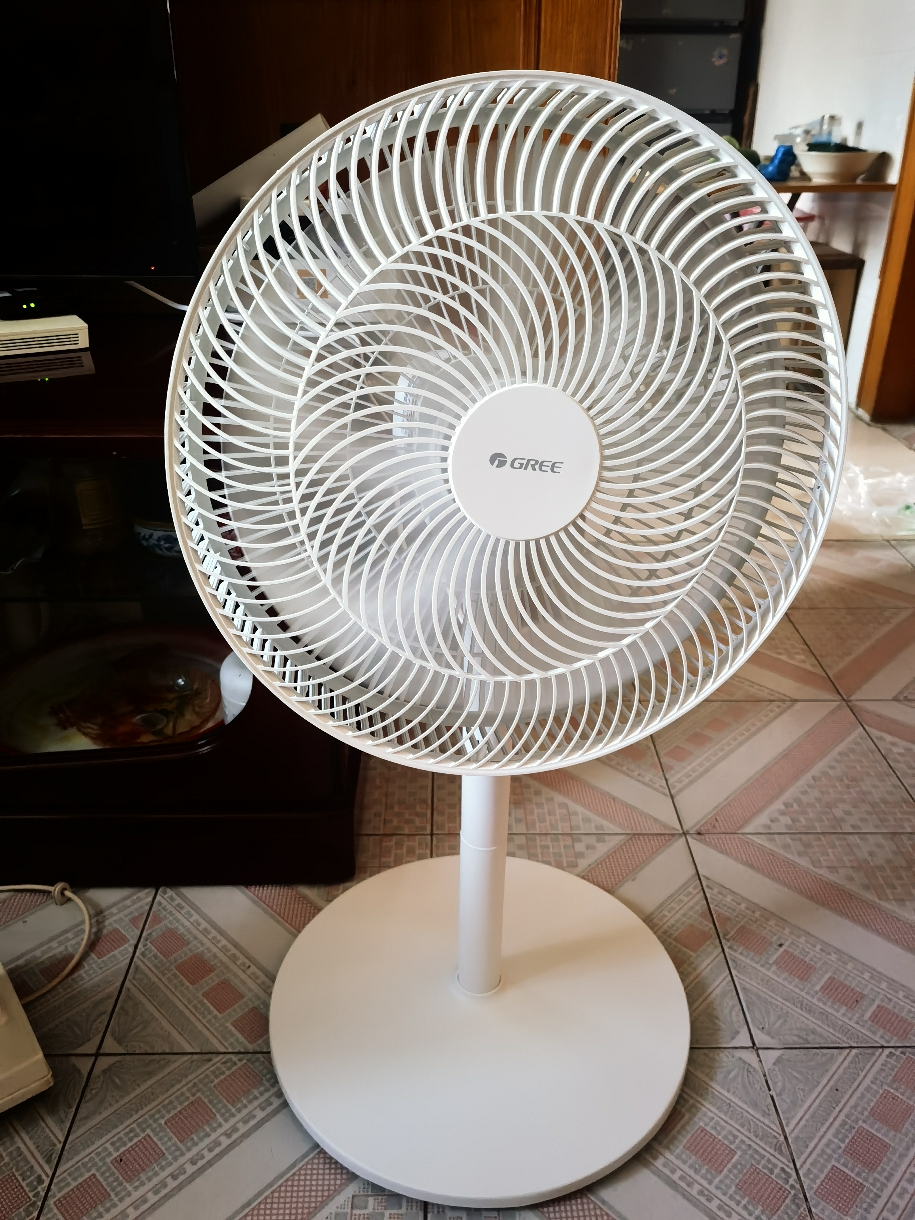 格力（GREE）【加长扇叶】七叶轻音立式电风扇家用柔风落地扇台式大风量节能宿舍电扇落地扇 FD-3515Bh7 实拍图