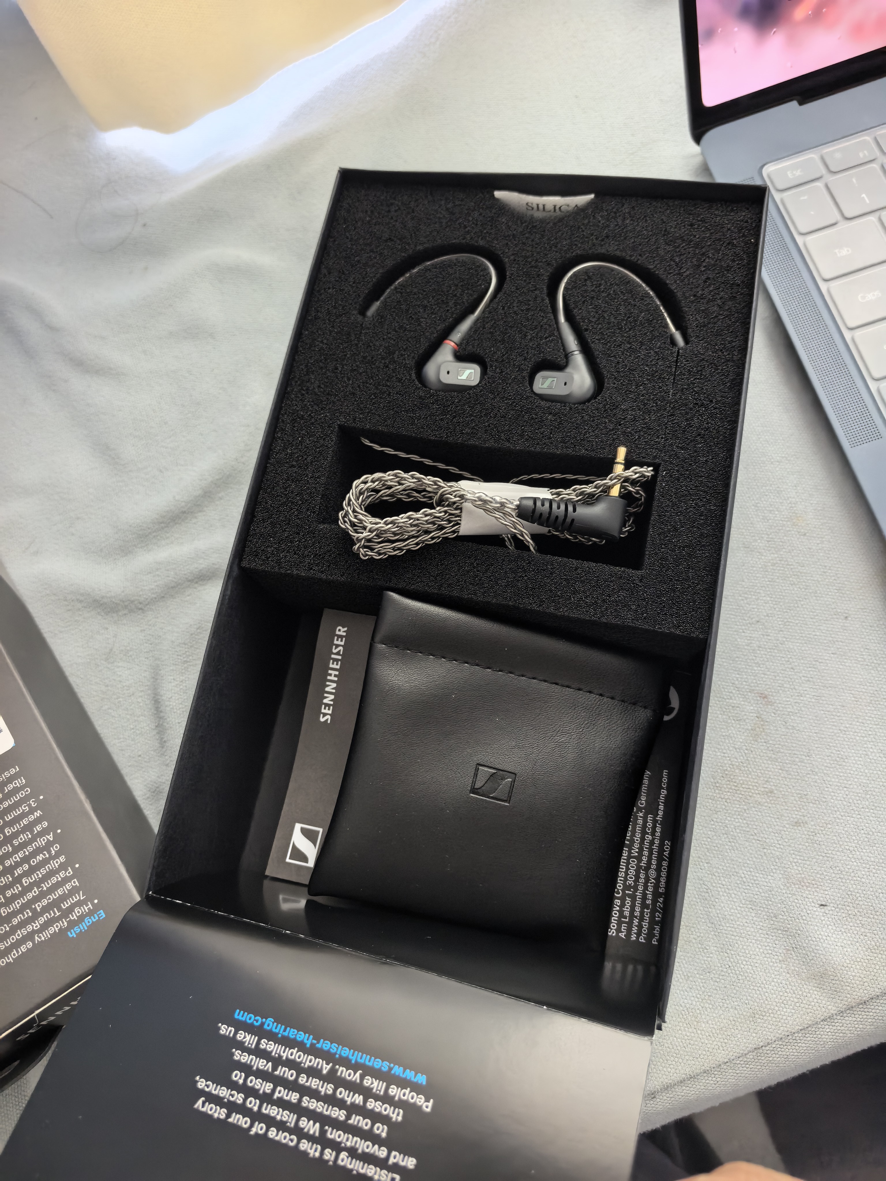 森海塞尔（Sennheiser）IE200 HiFi耳机有线音乐耳机 耳挂入耳式高保真耳机 游戏耳机 黑色 礼物 实拍图