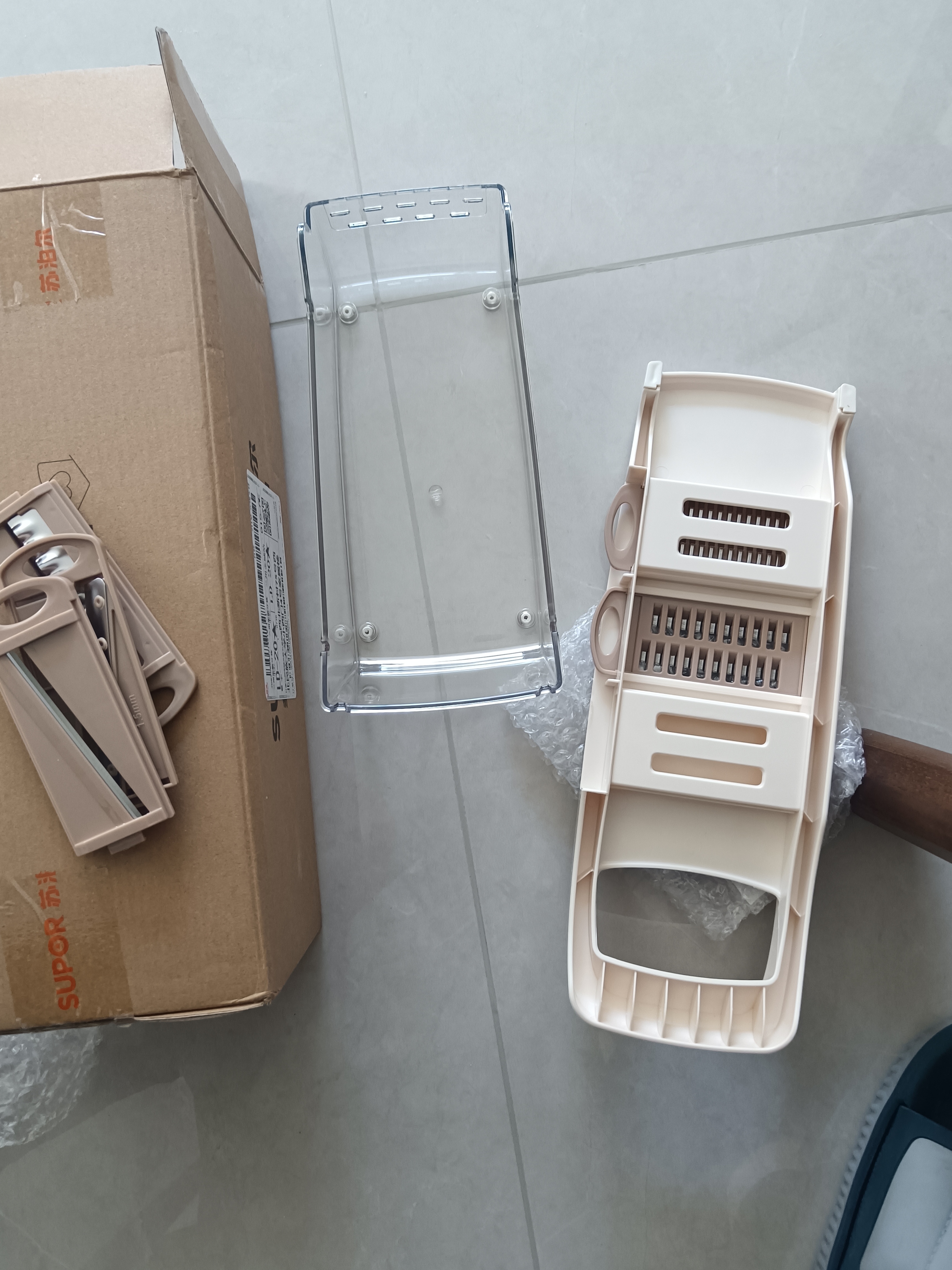 苏泊尔（SUPOR）多功能切菜器304不锈钢易清洗切洗合一刨丝器家用擦丝器KGF05CB10 实拍图