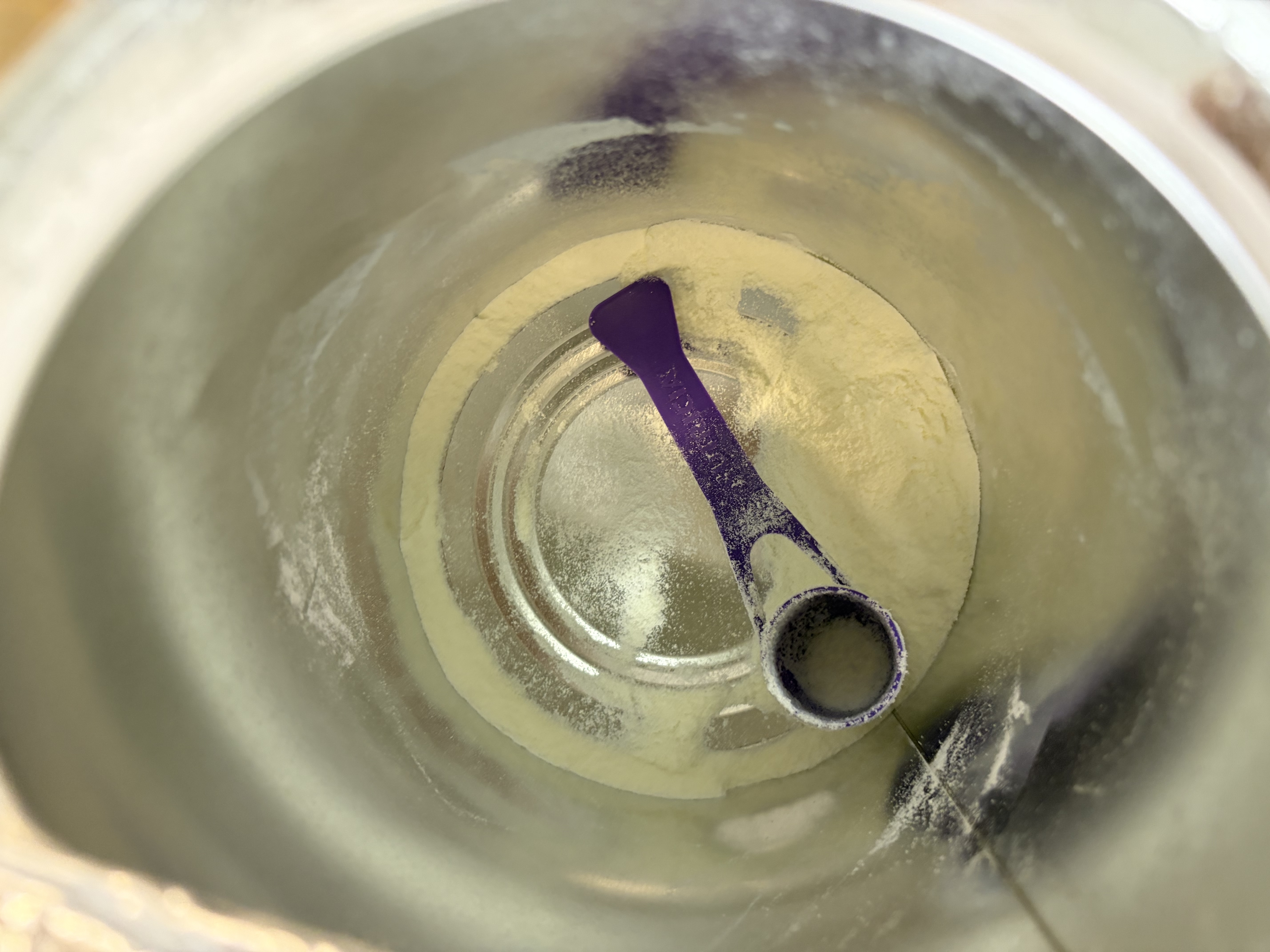 爱他美（Aptamil）金装澳洲版 幼儿配方奶粉 3段(12-24个月) 900g 6罐箱装 澳洲金装 实拍图