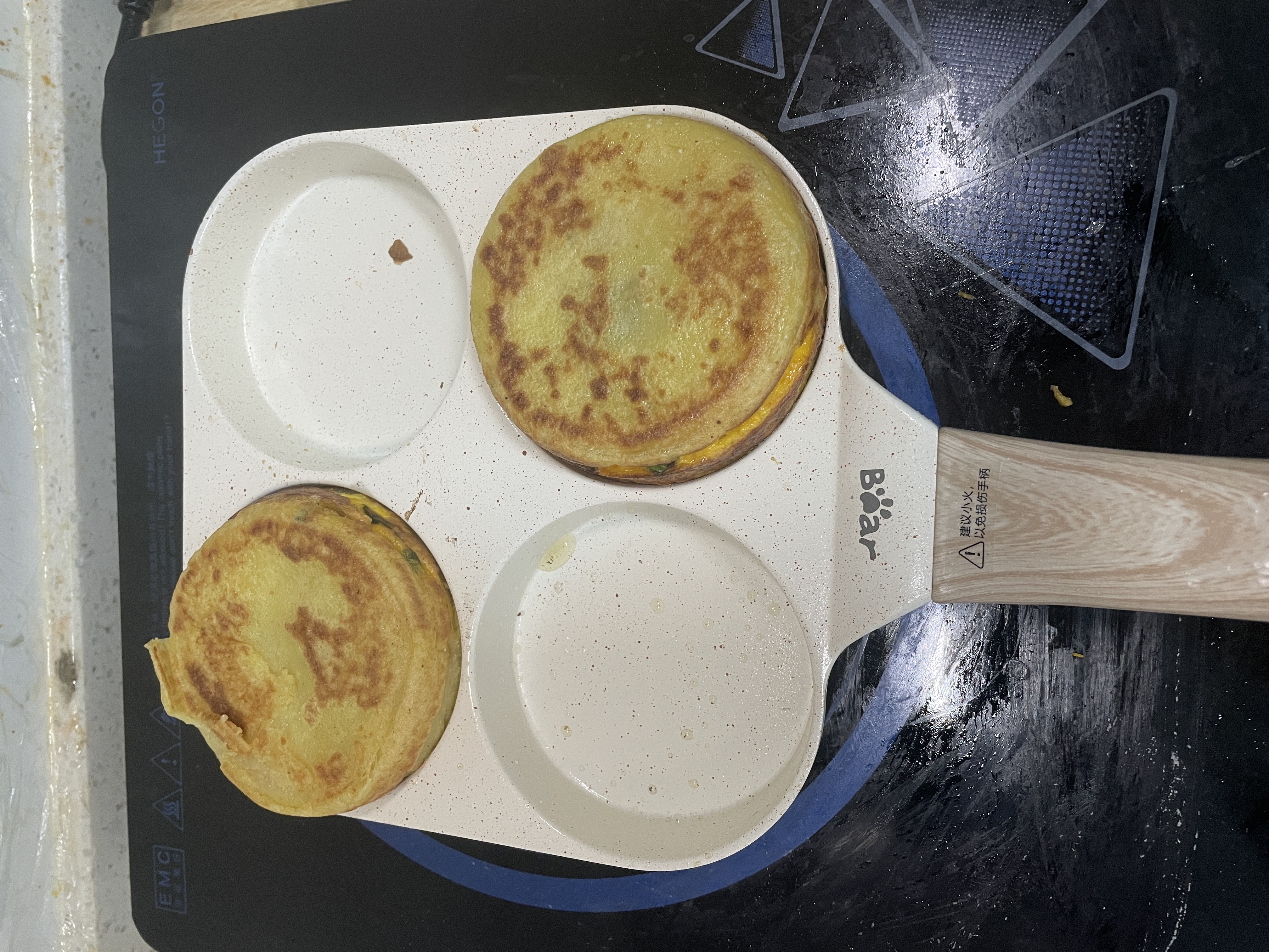 小熊（Bear）0氟早餐锅 陶瓷煎锅 平底锅不粘锅 煎蛋神器 明火专用 JG019-P01 实拍图