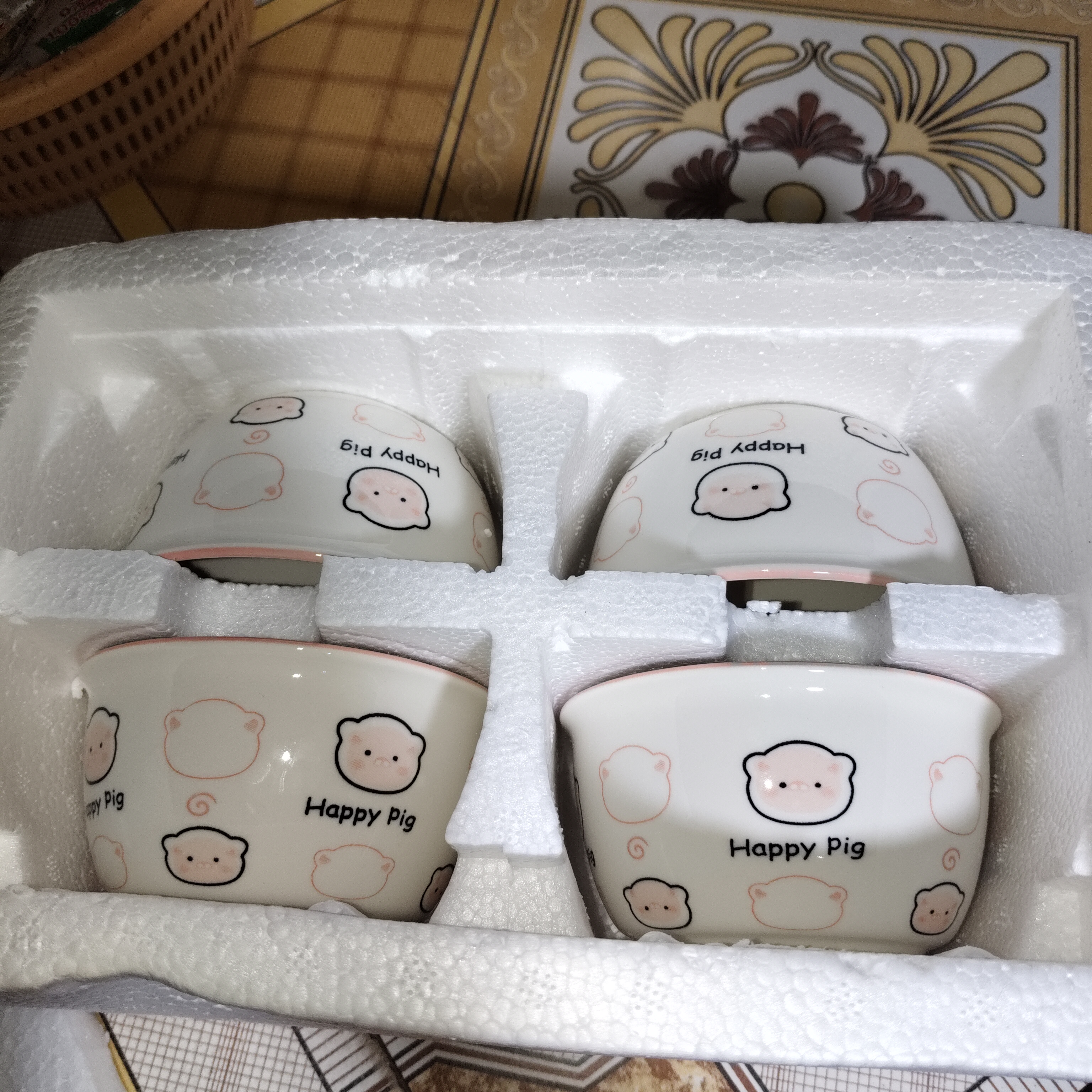 釉下彩可爱卡通碗碟套装家用高颜值陶瓷碗筷盘餐具 小猪碗4碗 4件套 实拍图