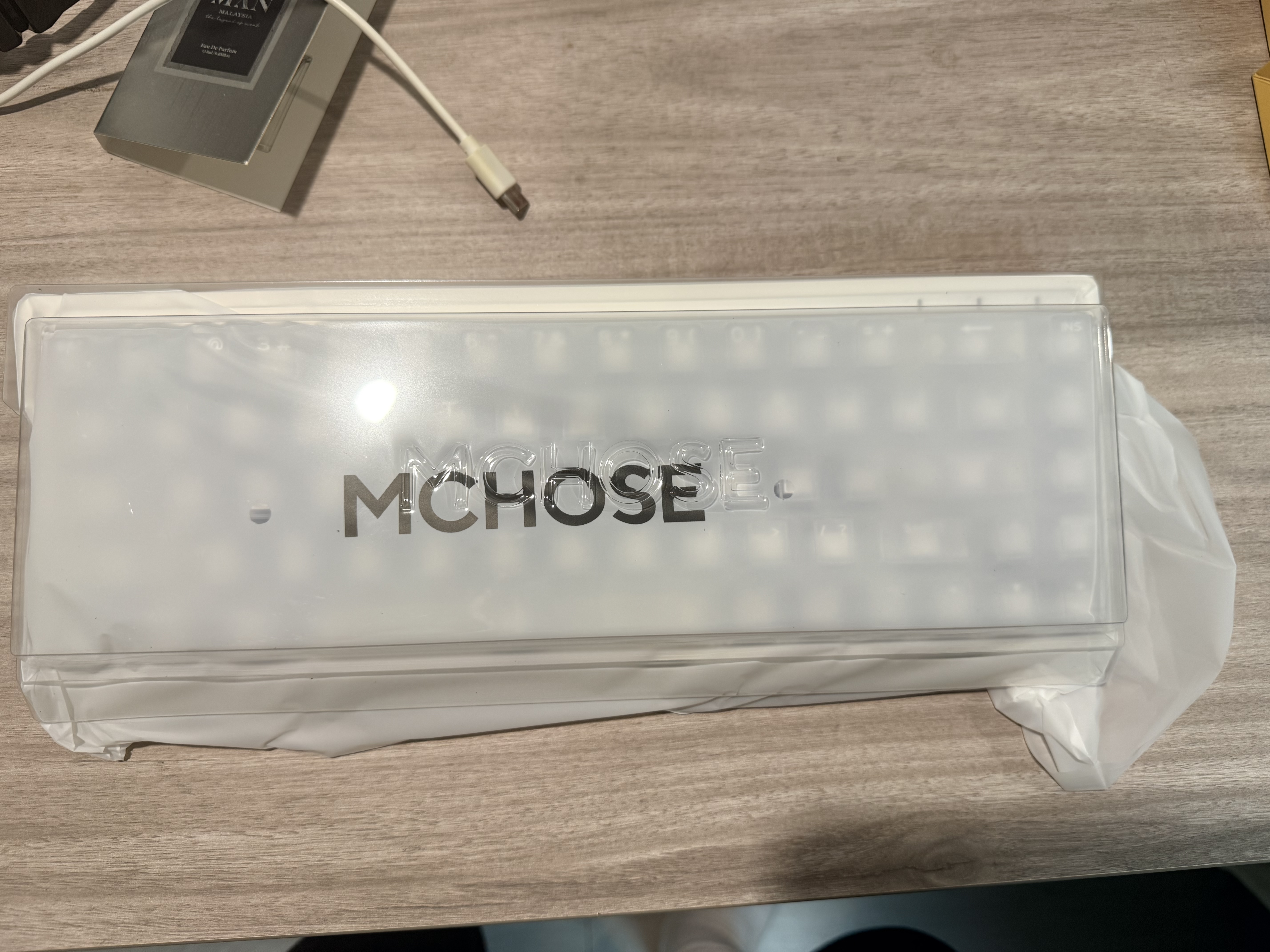 迈从（MCHOSE）Ace 68 V2磁轴键盘Gus同款RT电竞游戏低延迟60pro机械有线68键配列FPS双驱动无畏契约【教育优惠】 Ace 68 V2 超竞版雾透白 星环磁轴+RT键 实拍图