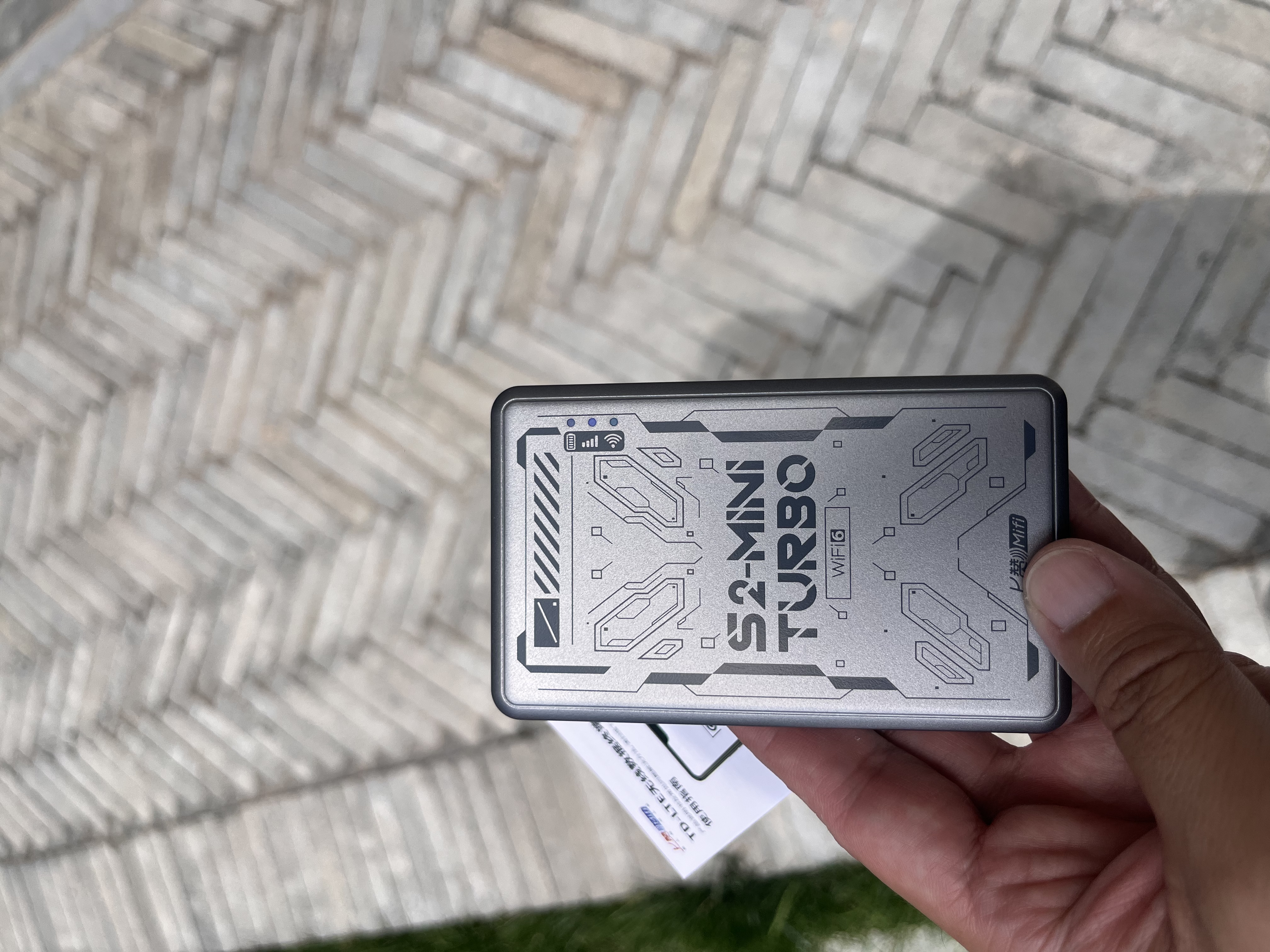 上赞S2随身wifi 免插卡大流量4g路由器无线网卡车载移动wifi上网卡流量卡移动电信 实拍图