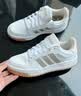 adidas ENTRAP美式校园风运动少年感复古篮球风板鞋男女阿迪达斯 白色/暗银金属/树脂黄   38.5 实拍图