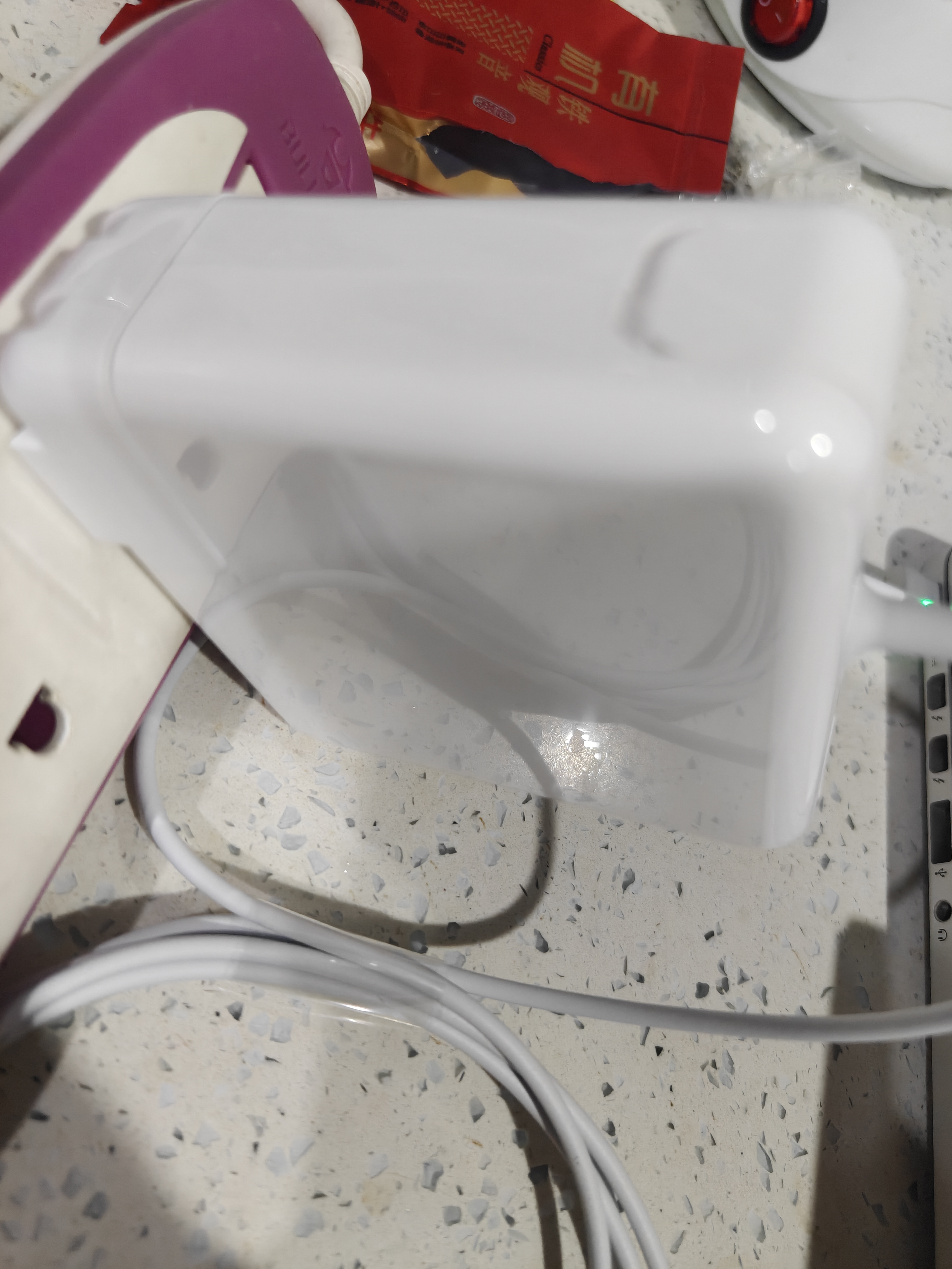 毕亚兹 苹果笔记本充电器85W适用MacBook Pro iPad Air专用电源适配器线头直插T型A1398 A1424 MC975磁吸 实拍图