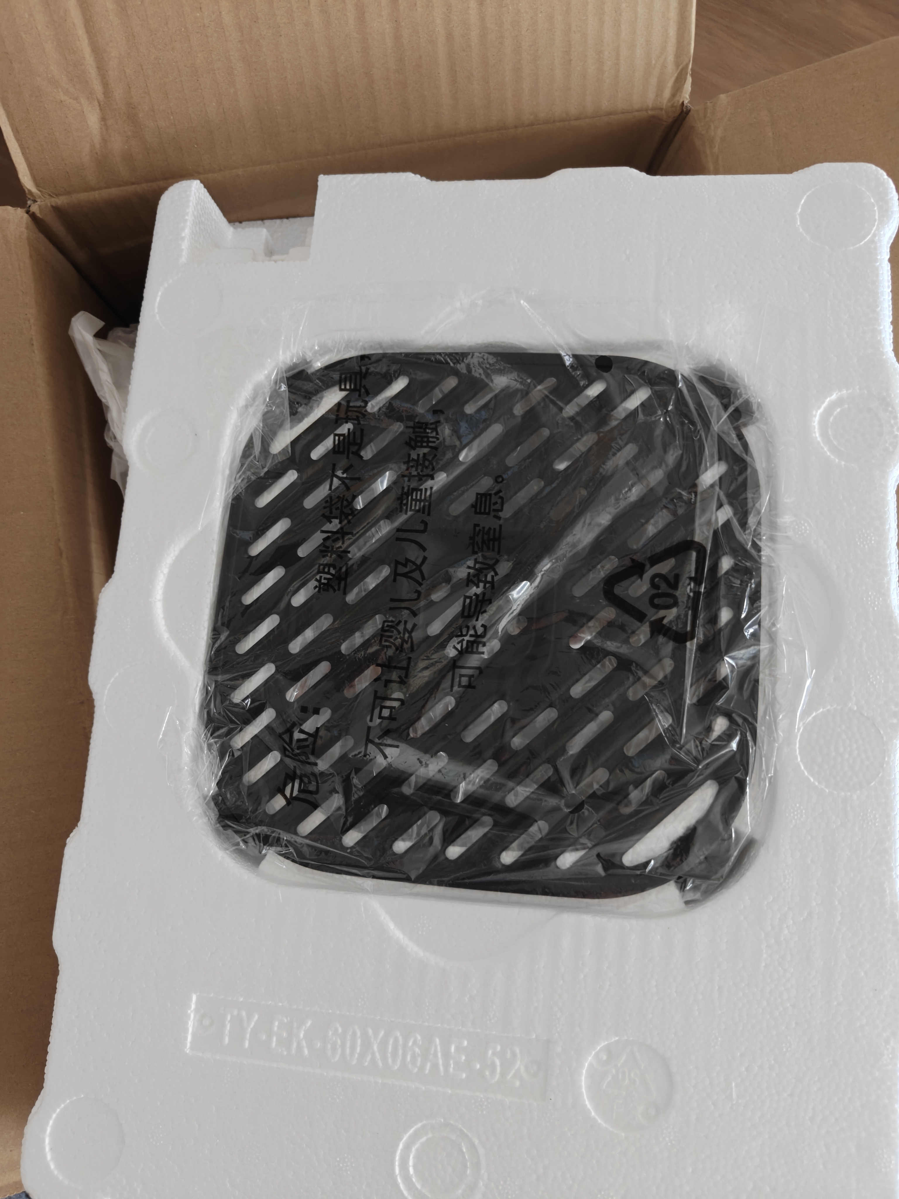 美的（Midea）新风炎烤空气炸锅家用可视窗口0氟涂层6.5L大容量多功能免翻面空气炸锅蒸烤一体 KZC6521 实拍图