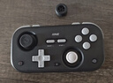 良值(IINE)复古卡片游戏手柄 Switch2迷你唤醒手柄 霍尔摇杆体感 安卓IOS手机PC车机 宝可梦ZA NS配件  实拍图