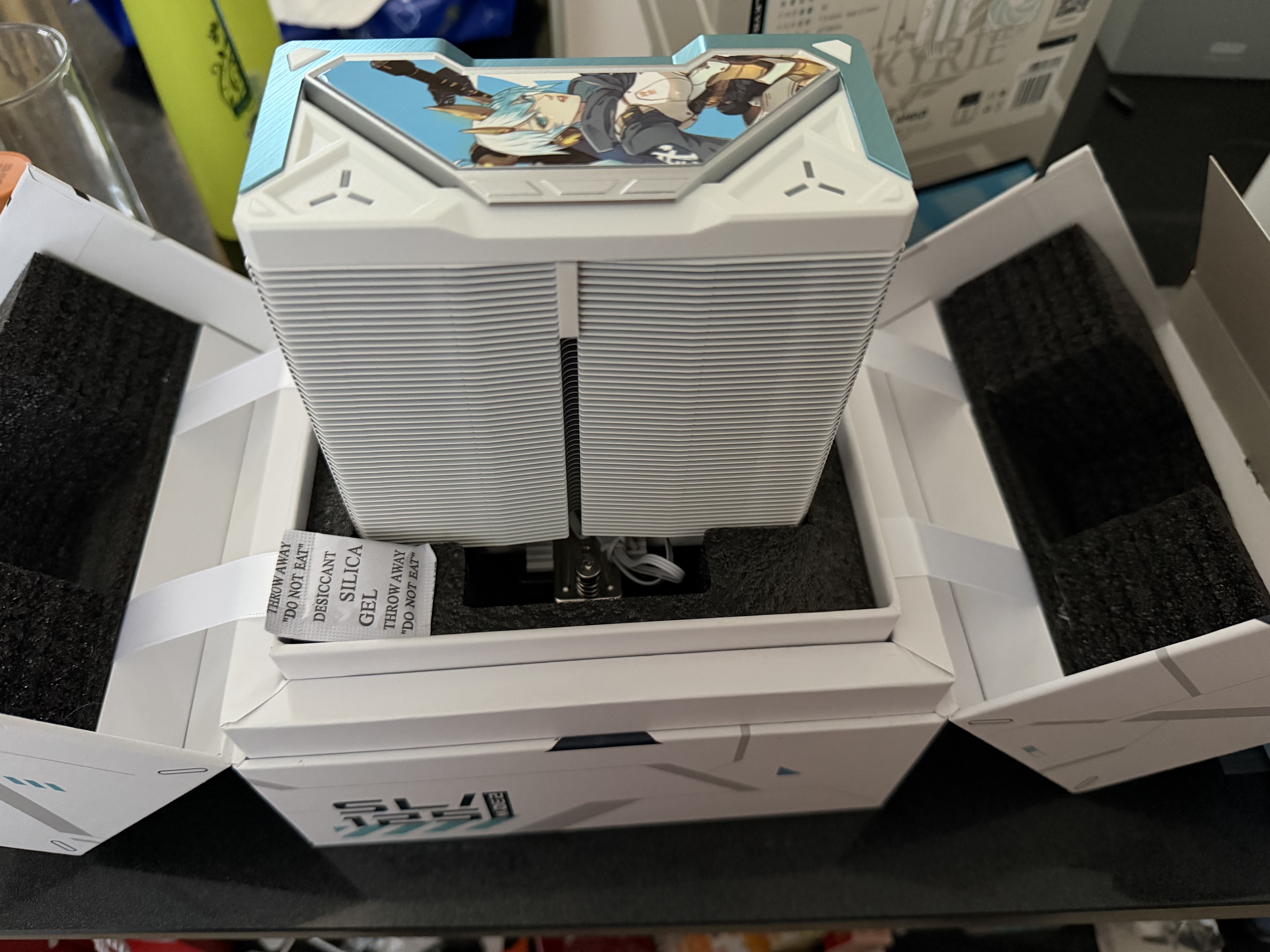 瓦尔基里(VALKYRIE）SL125 VALKYRIE VK CPU风冷散热器 焊接6热管纯铜底 支持LGA1700 AM5 ARGB光效 X12 实拍图