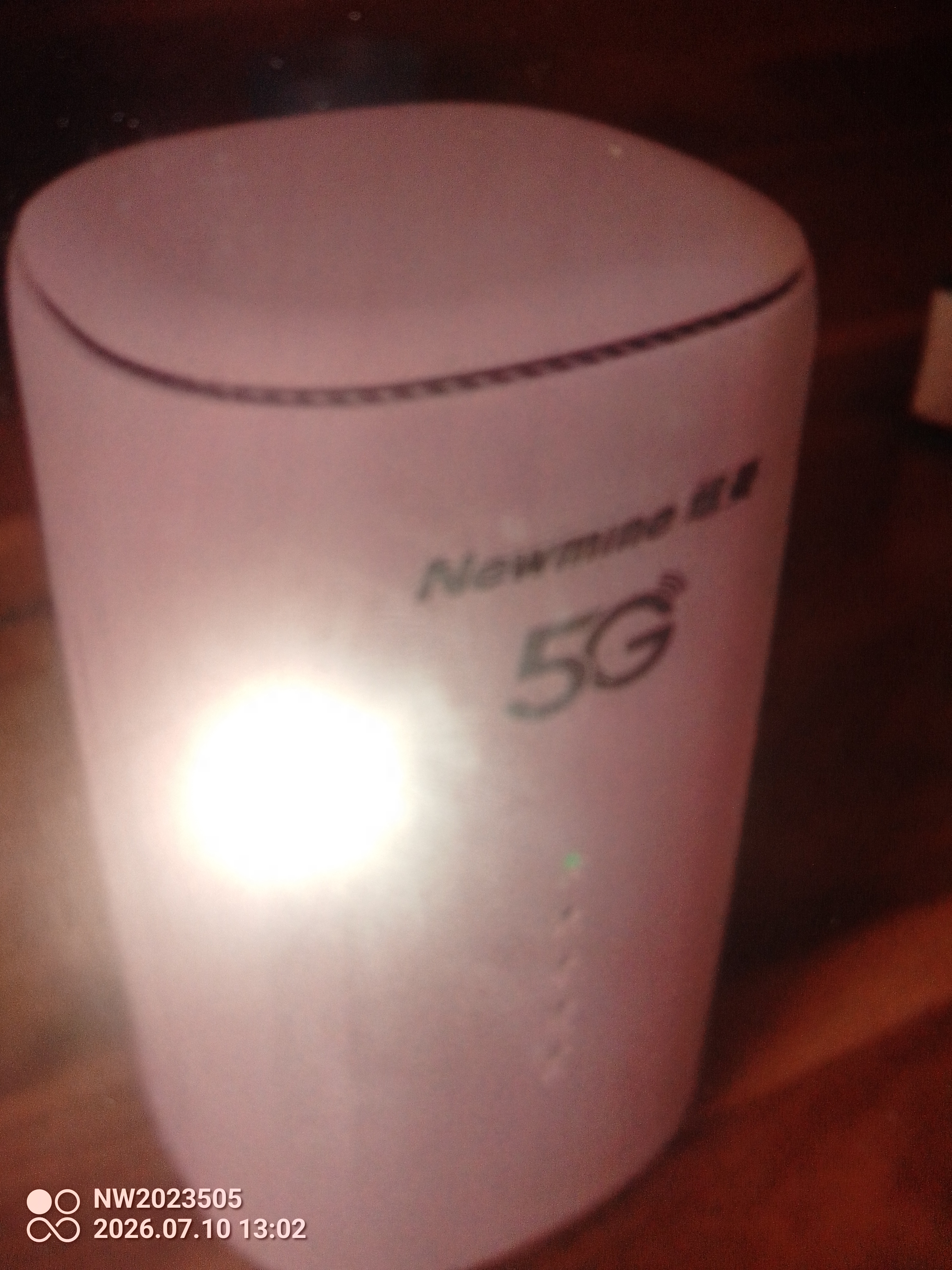 纽曼5G无线路由器随身WiFi6移动免插卡cpe多网通千兆双频车载便携式高速上网卡全国通用流量2026款 实拍图
