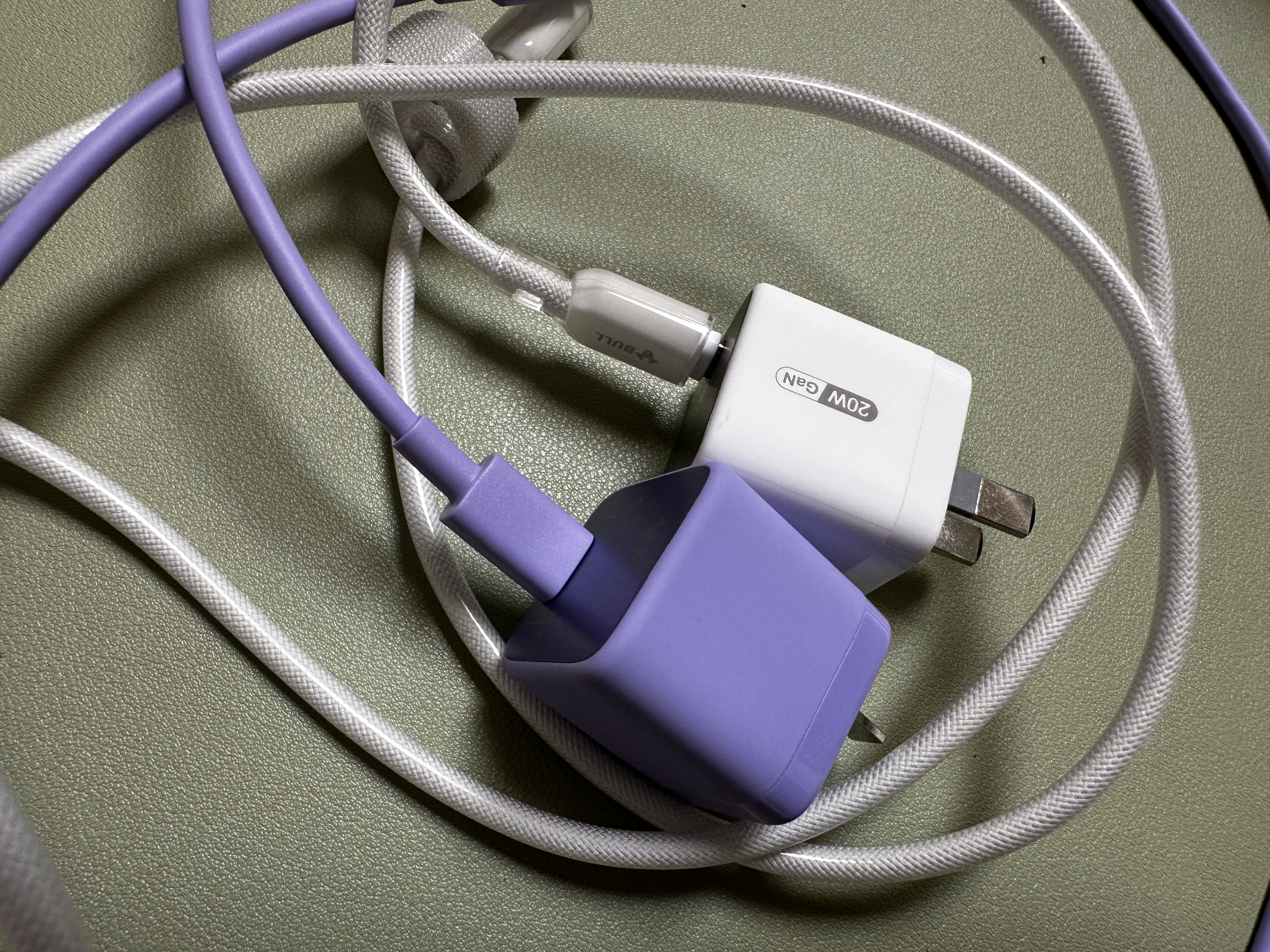 公牛（BULL）苹果数据线 MFi认证 PD快充线 iPhone6-14 /13Pro Max/12/11iPad手机Lightning充电器转USB-C线 实拍图