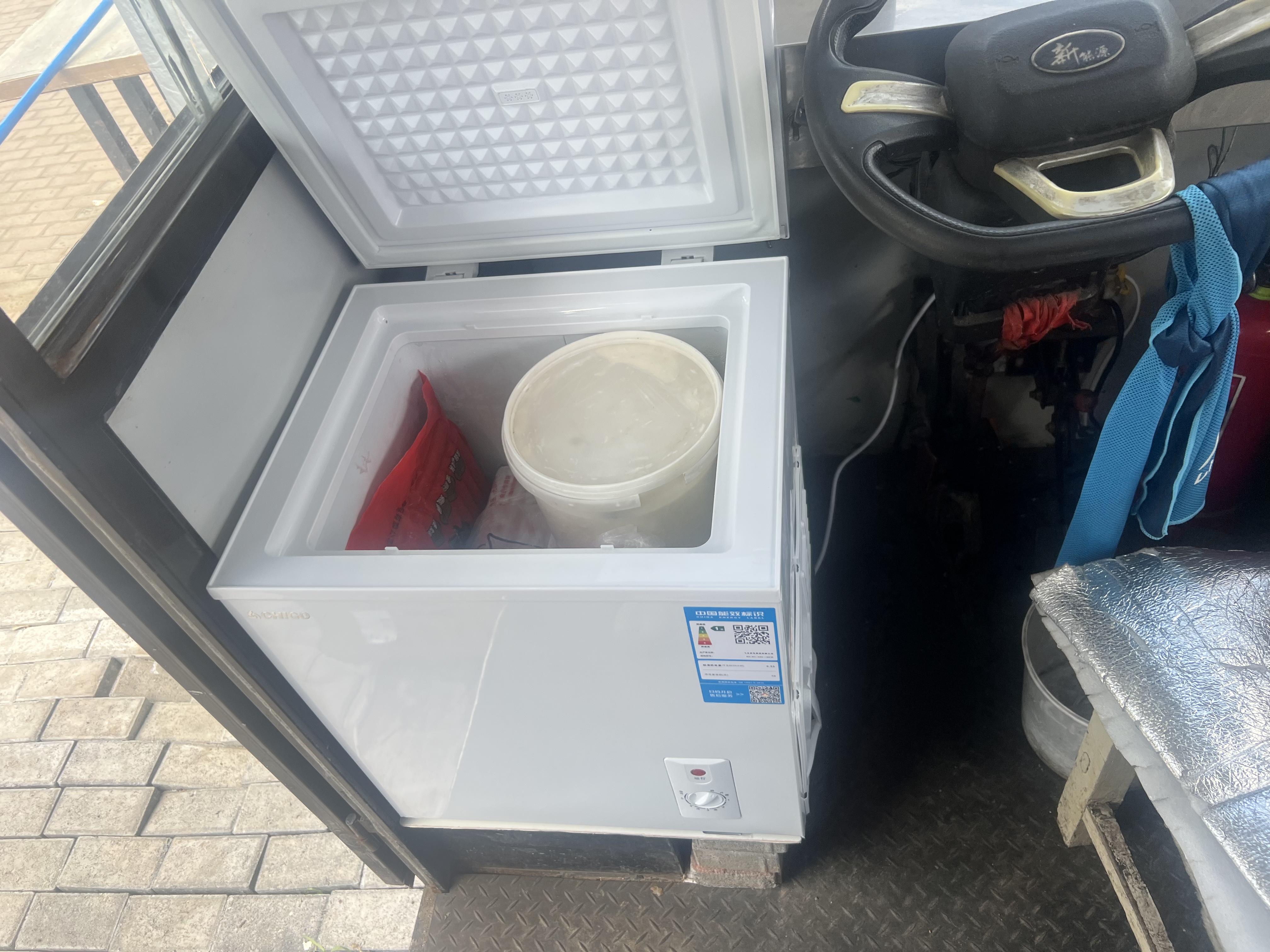 志高（CHIGO）小冰柜家用冷冻小型一级节能省电迷你卧式冷藏保鲜储母乳冷柜 【一级能效 全国联保】 58L 白微霜款 实拍图