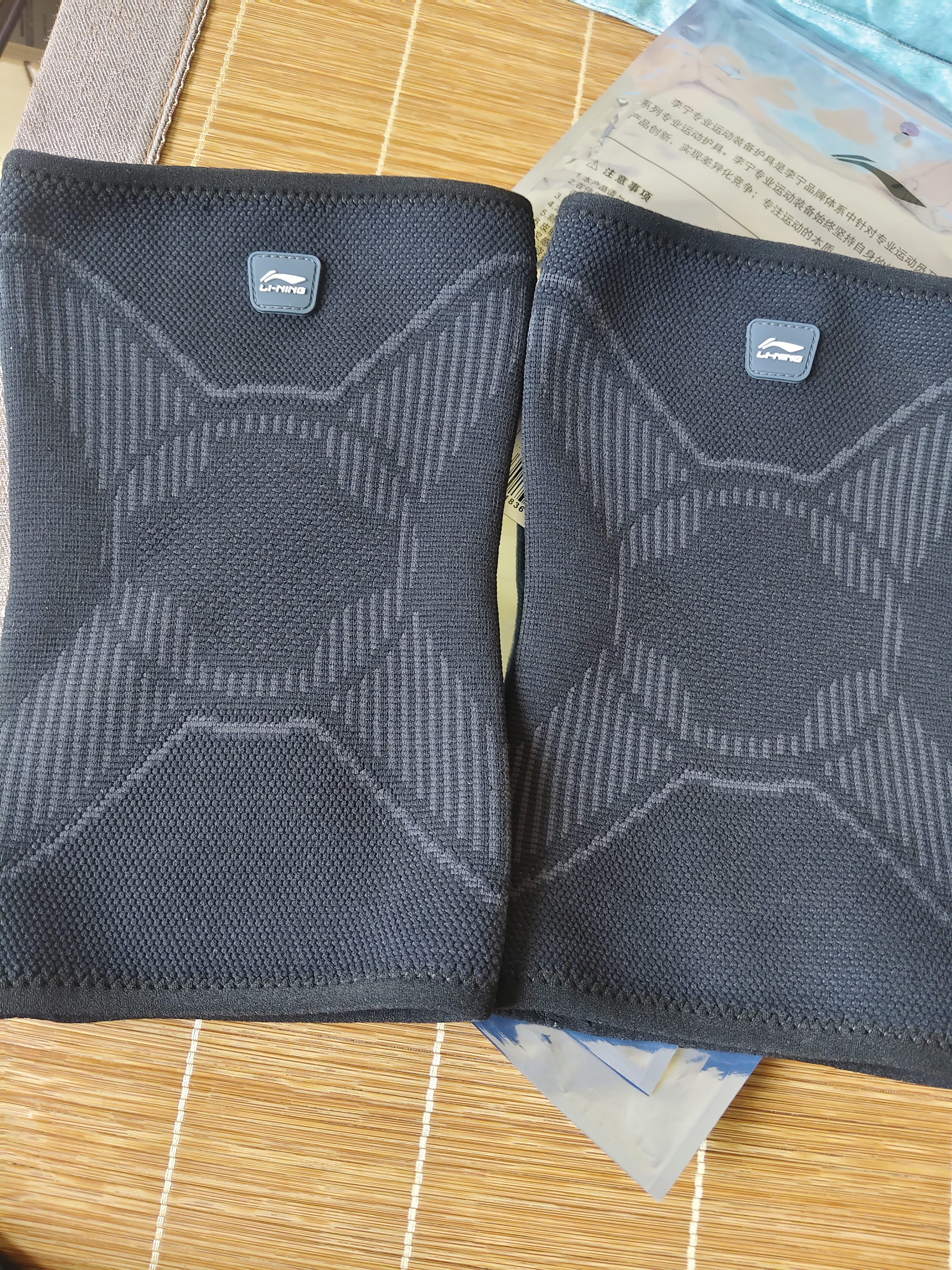 李宁（LI-NING）护膝运动男士跑步专用半月板篮球髌骨男女夏季薄款羽毛球膝盖护具 实拍图