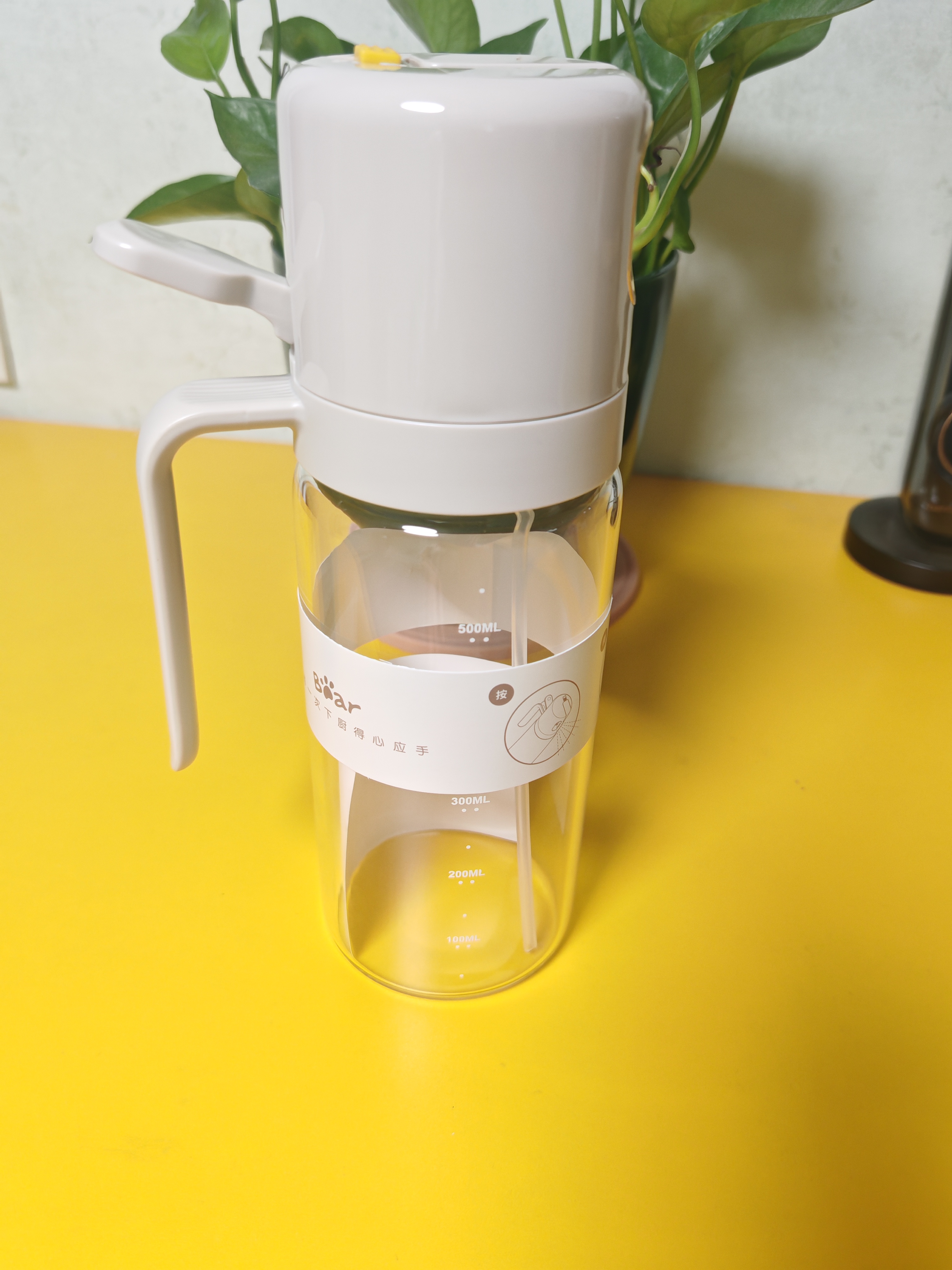 小熊（Bear）喷倒一体油壶 喷油壶调料瓶高硼硅玻璃厨房酱油瓶550ml CX-W0086 实拍图