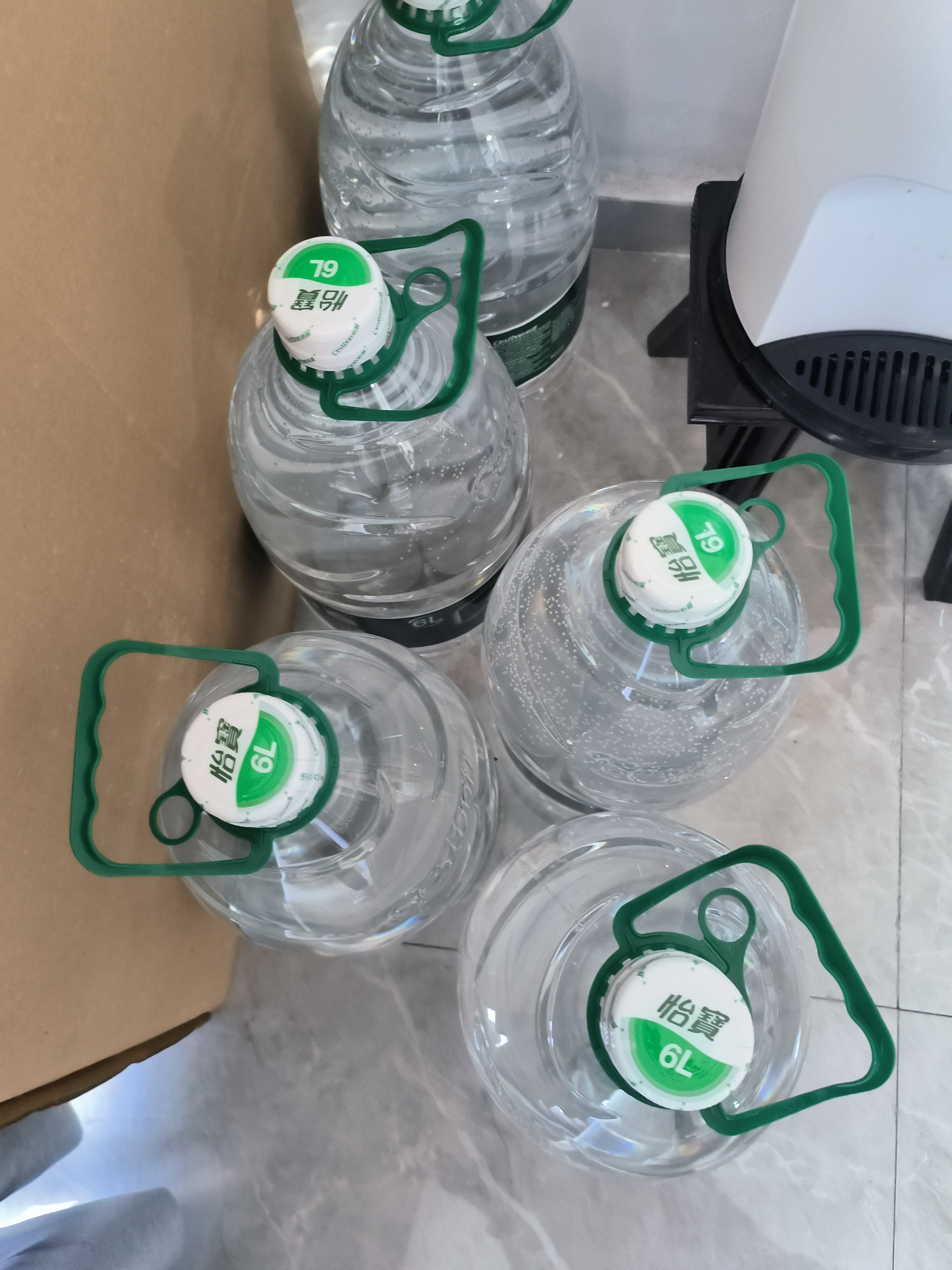 怡宝 饮用水 纯净水6L*3桶装水 整箱装 实拍图