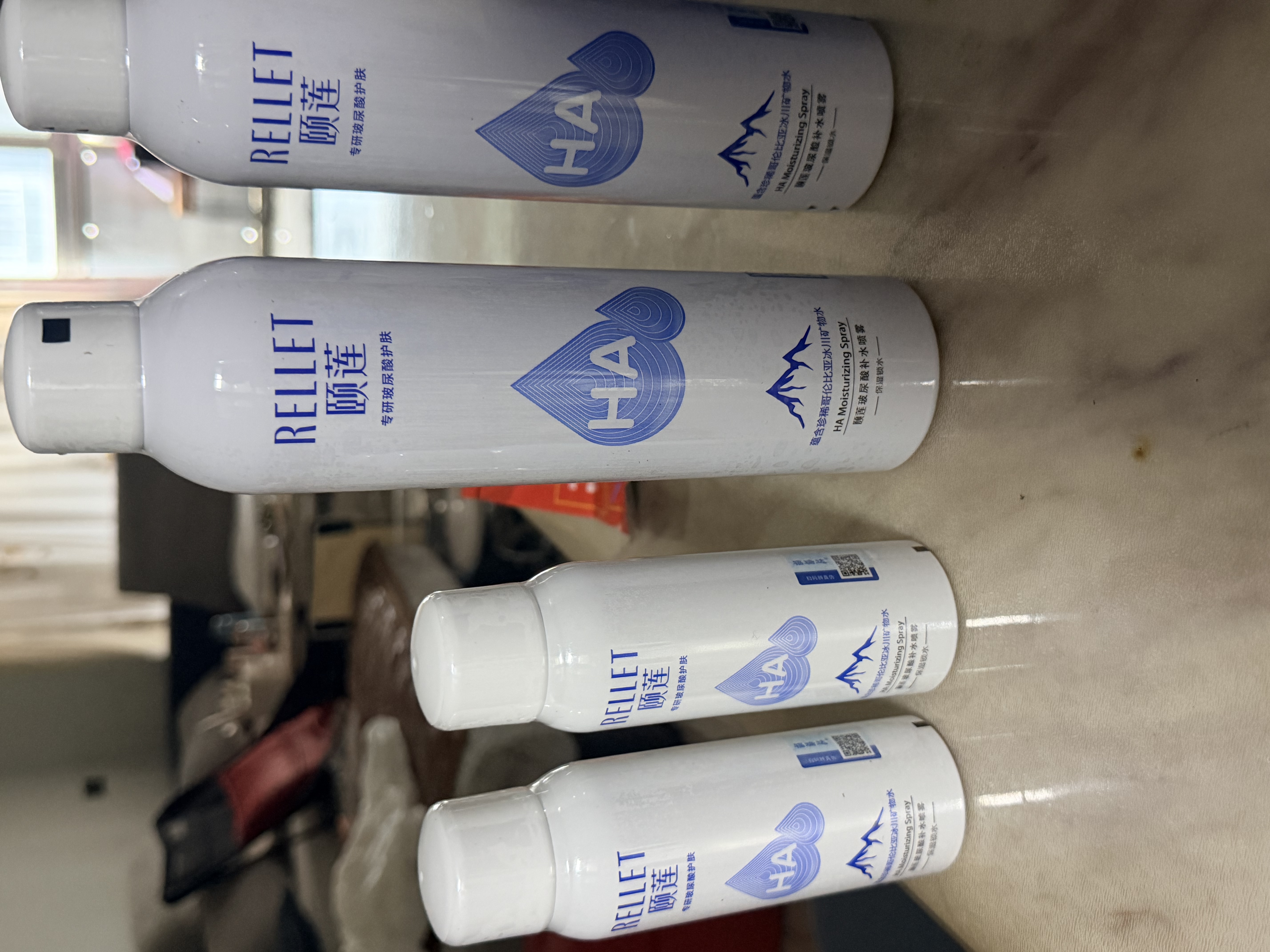 颐莲（RELLET）【张凌赫同款】补水保湿喷雾800ml（300ml*2+100ml*2）七夕礼物 实拍图