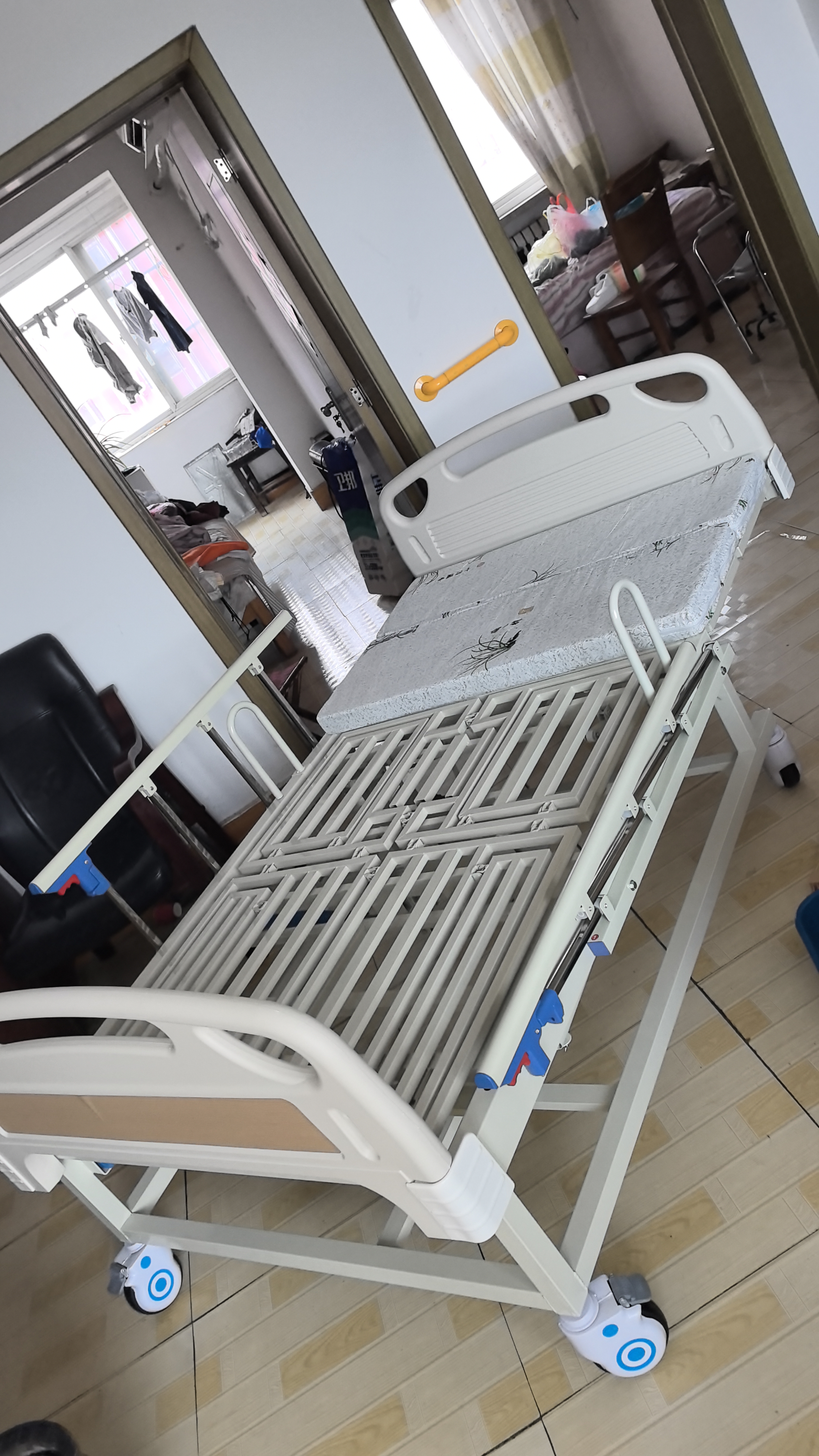 塞伦盖蒂护理床老人家用多功能医疗医用病床医院瘫痪病人专用可自大小便A1 【1.1米加宽全曲+气垫】 实拍图