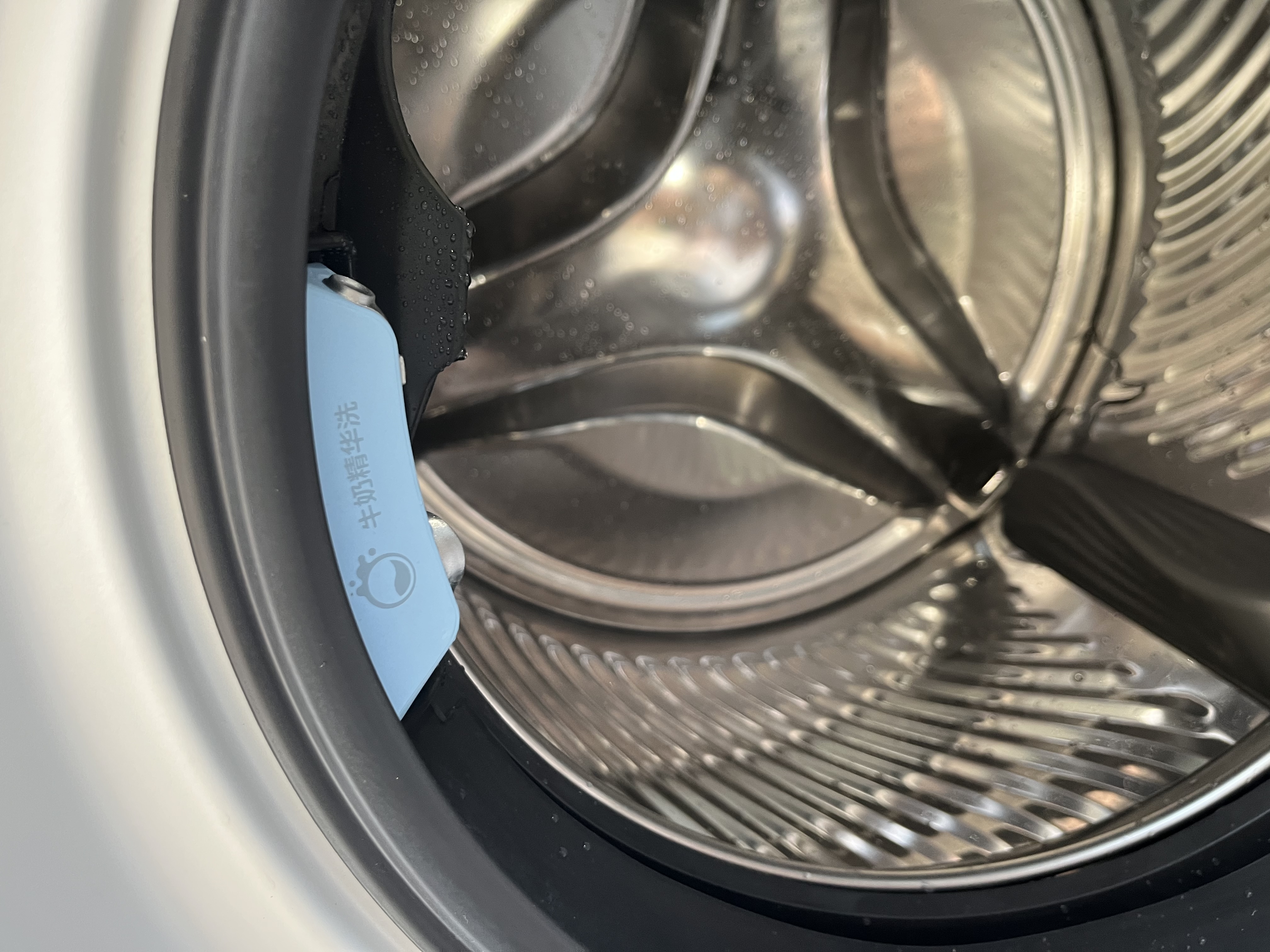 美的（Midea）清风明月2.0洗烘塔 洗烘套装 12KG滚筒洗衣机全自动+热泵烘干机 全变频 MGH24PROMAX-W 实拍图