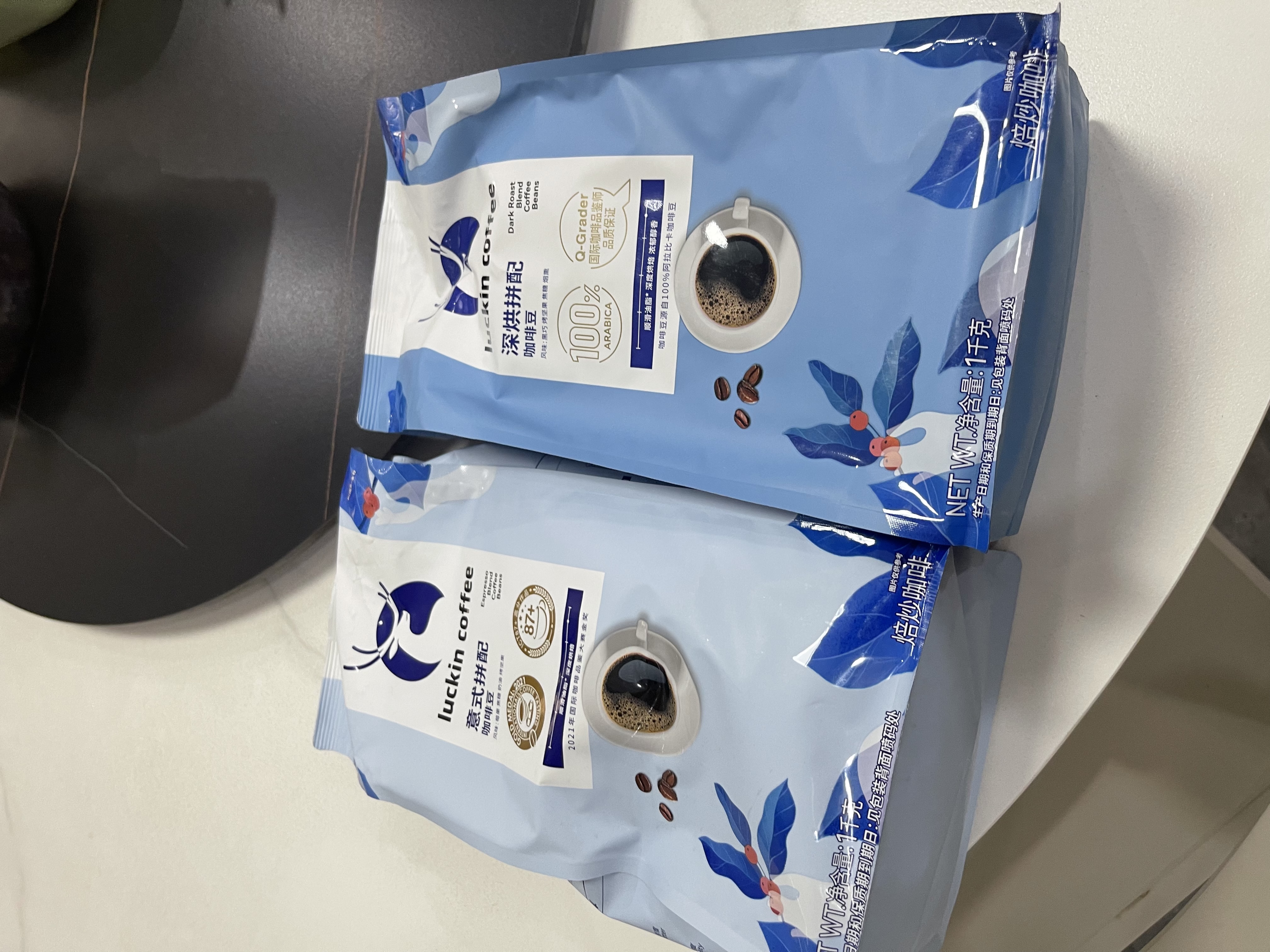 瑞幸咖啡金奖深烘+意式拼配咖啡豆2袋装共2kg精品手冲黑咖啡囤货 实拍图