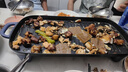 小熊（Bear）烤肉电烤盘 烤盘家用一体烤肉锅 52cm加大烤盘 2100W速烤 轻油少烟不沾烧烤电烤炉DKL-E20U1 实拍图