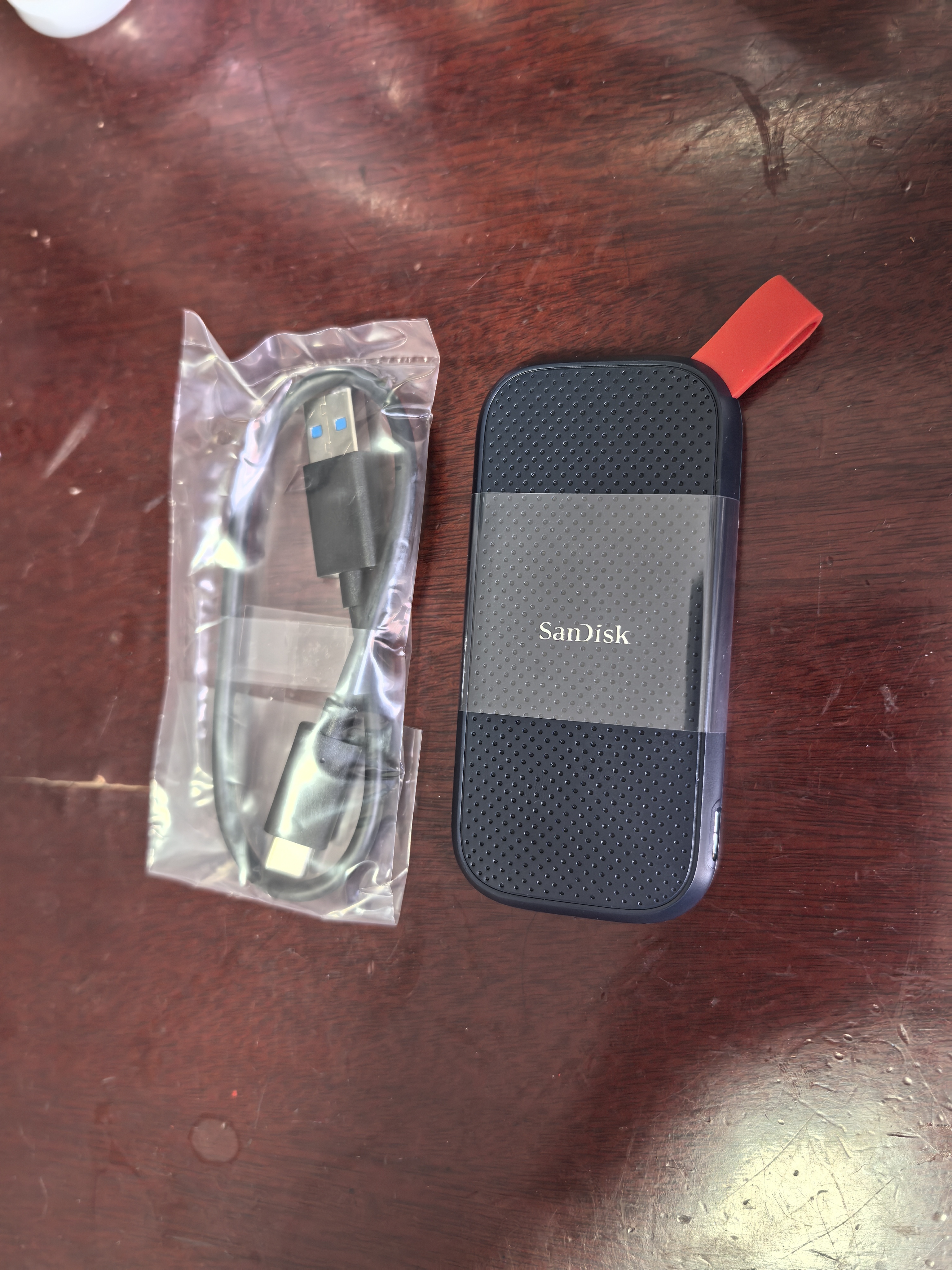闪迪（SanDisk）1TB Type-c USB3.2移动固态硬盘（PSSD）E30高速 移动SSD 读速800MB/s 兼容手机笔记本电脑 实拍图