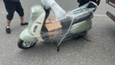 绿源（Luyuan）电动摩托车M7U74公里长续航国民好车60V5块铅酸电池大动力1000W电机电瓶车代步通勤维亚绿 实拍图