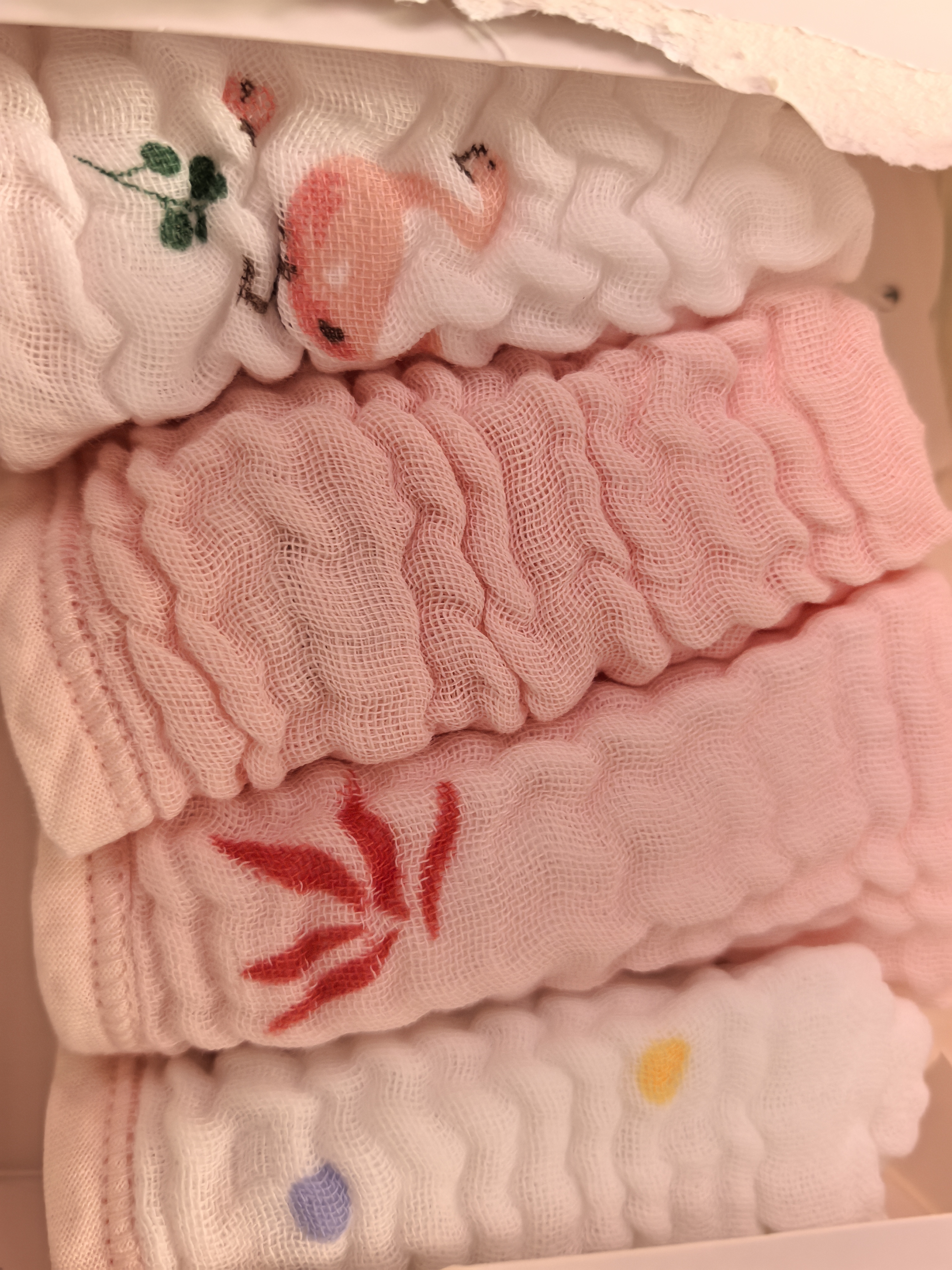 全棉时代婴儿口水巾儿童洗脸毛巾纯棉纱布手帕礼盒装火烈鸟4条装25×25cm 实拍图
