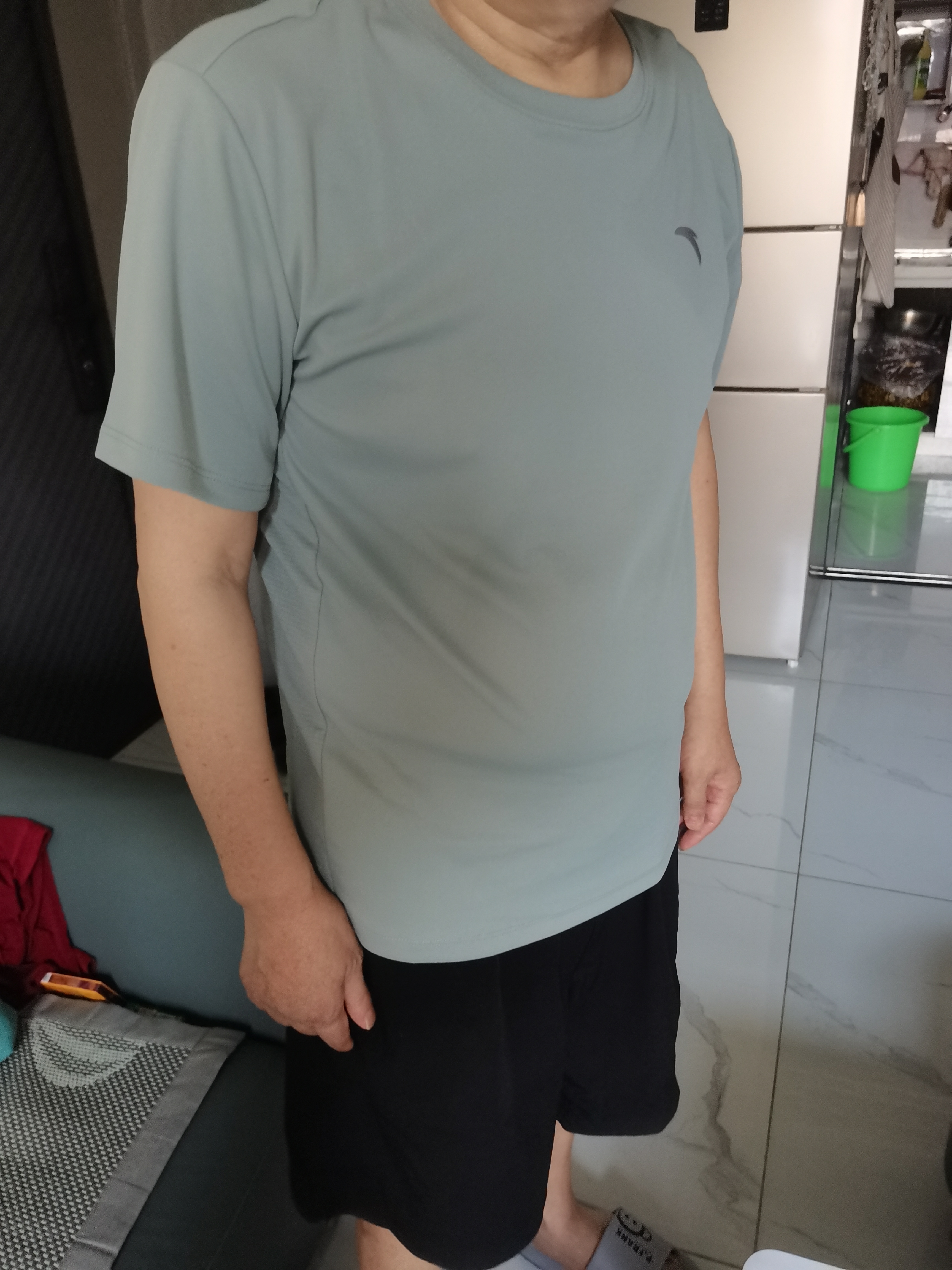 安踏（ANTA）冰丝速干男士t恤短袖2026夏季新款高端男装半袖圆领爸爸运动衣服 豆灰色（冰丝速干-胸口标）【90%用户选择】 L /175(120-140斤） 实拍图