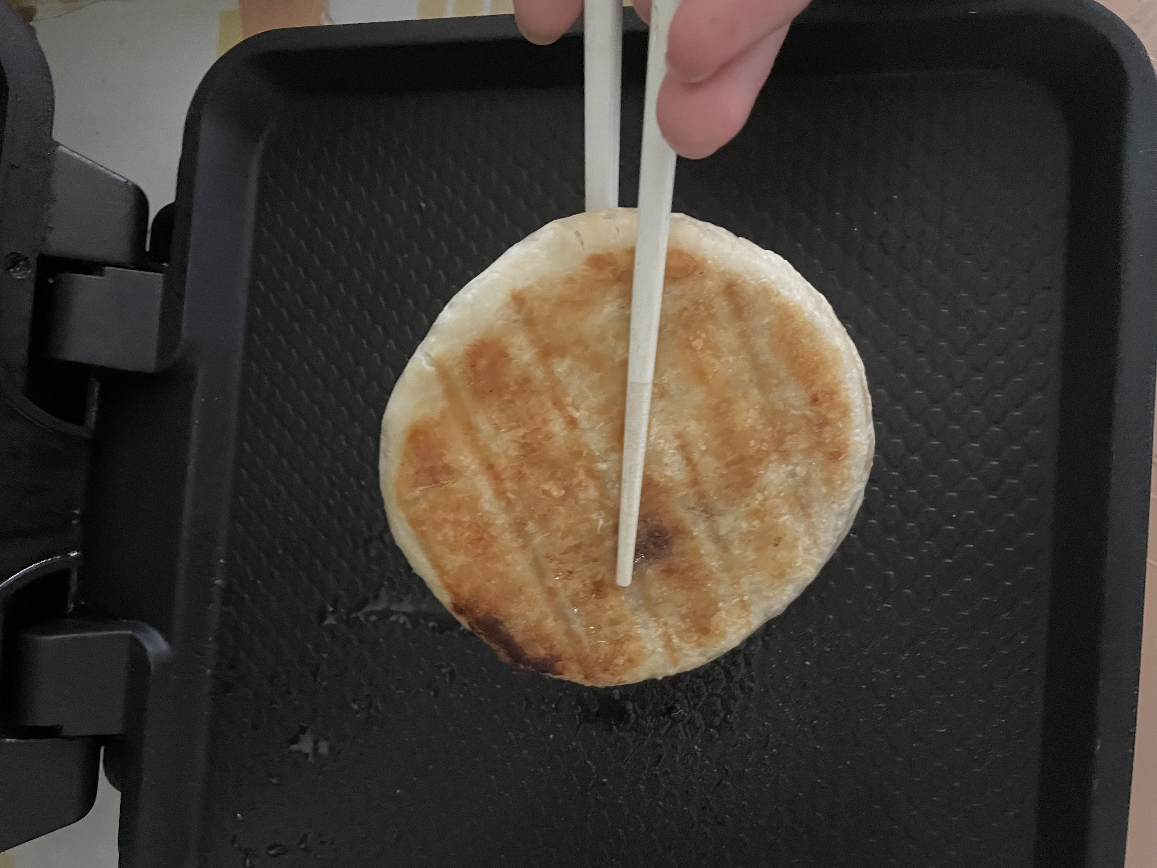 俏侬 猪肉酥皮馅饼1.15kg10片 手抓饼煎饼大葱饼学生早餐速食健康 实拍图