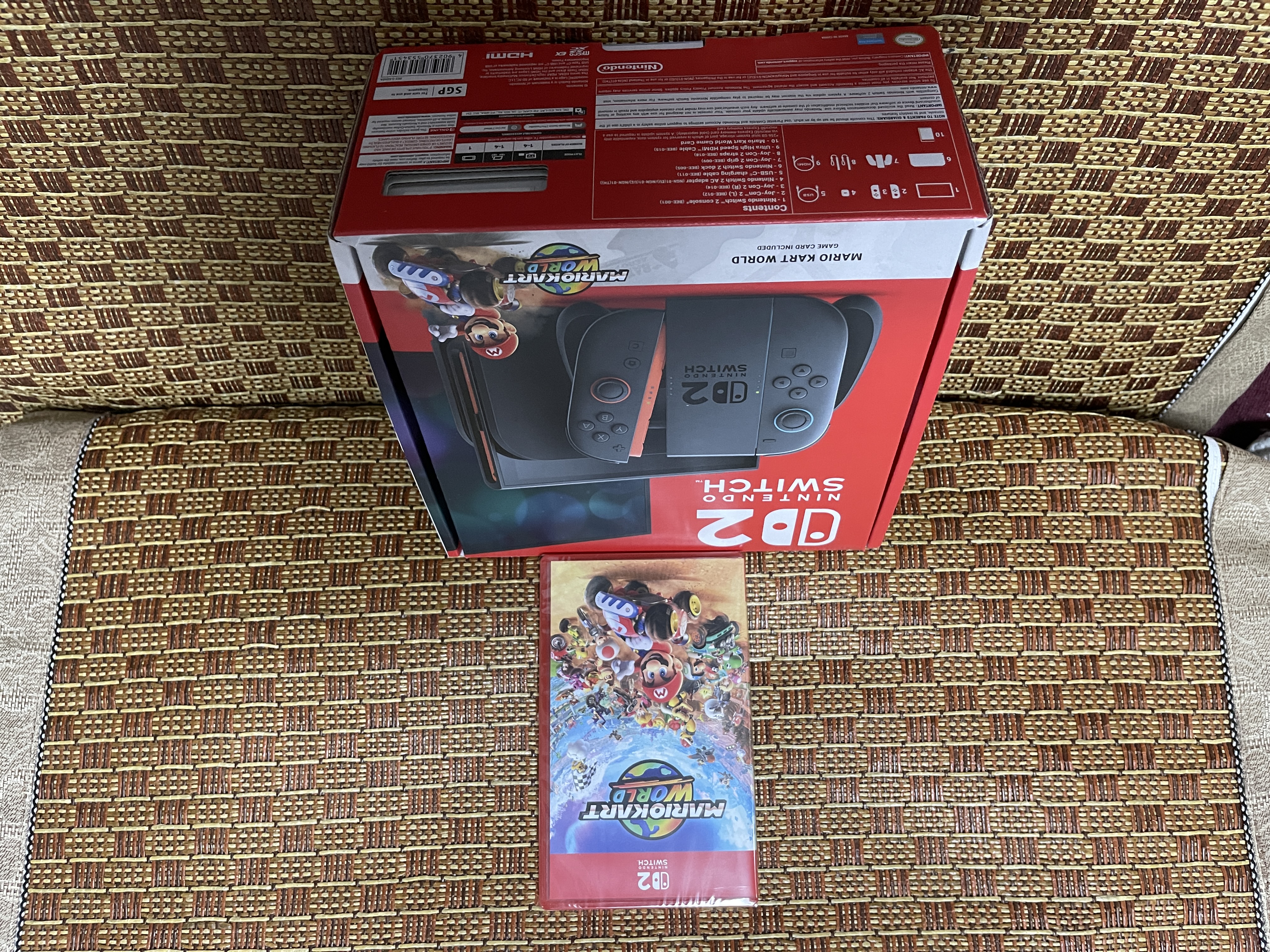 任天堂（Nintendo）switch OLED 日版/港版游戏机Switch2/ns续航加强版游戏主机便携体感掌机 【新加坡版】Switch2多语言-含赛车游戏卡带 实拍图
