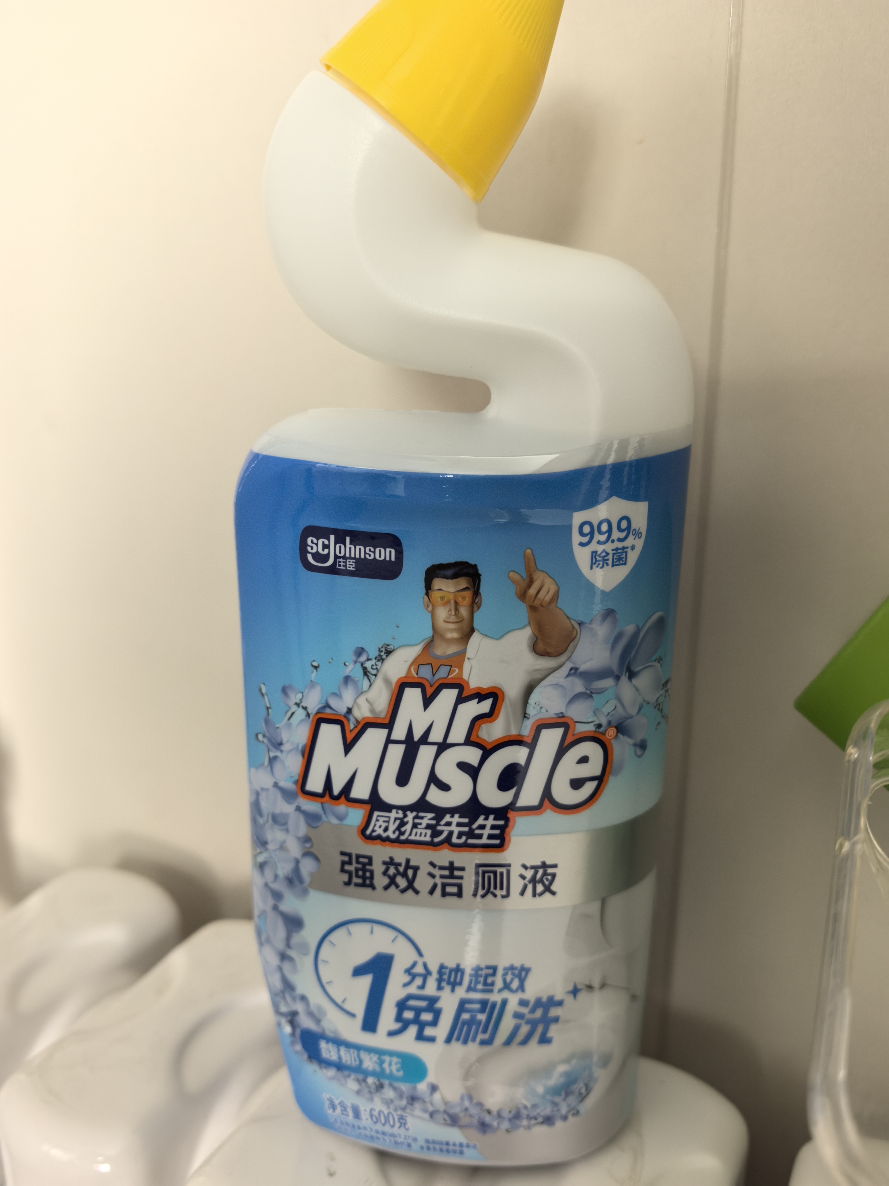 威猛先生（Mr Muscle）免刷洗 强效洁厕灵 洁厕剂 馥郁繁花型 马桶清洁 600gX2瓶 实拍图